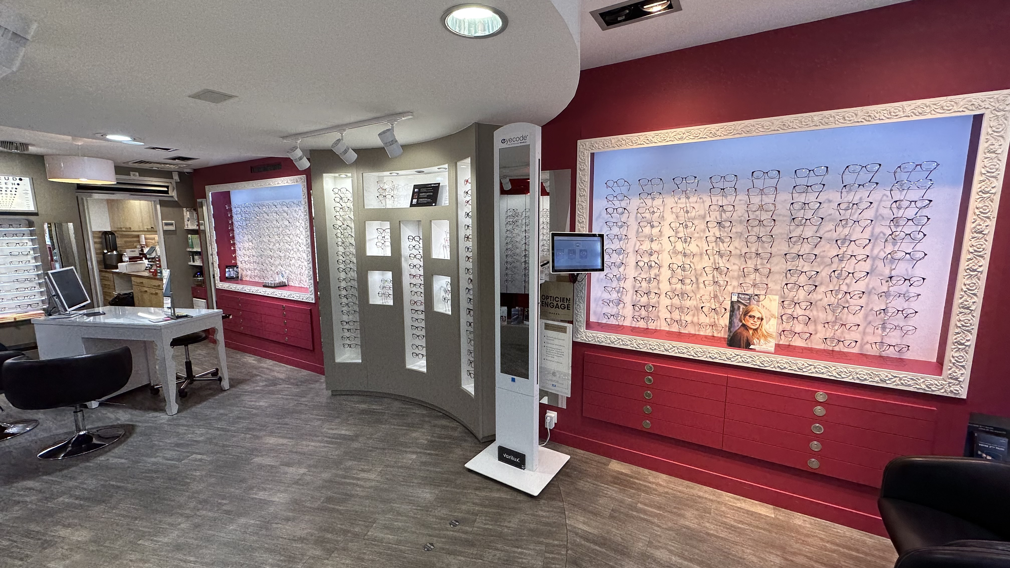 Foto 4 di REV OPTIQUE