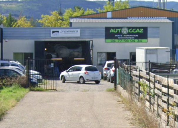 Foto 2 di Garage Autoccaz