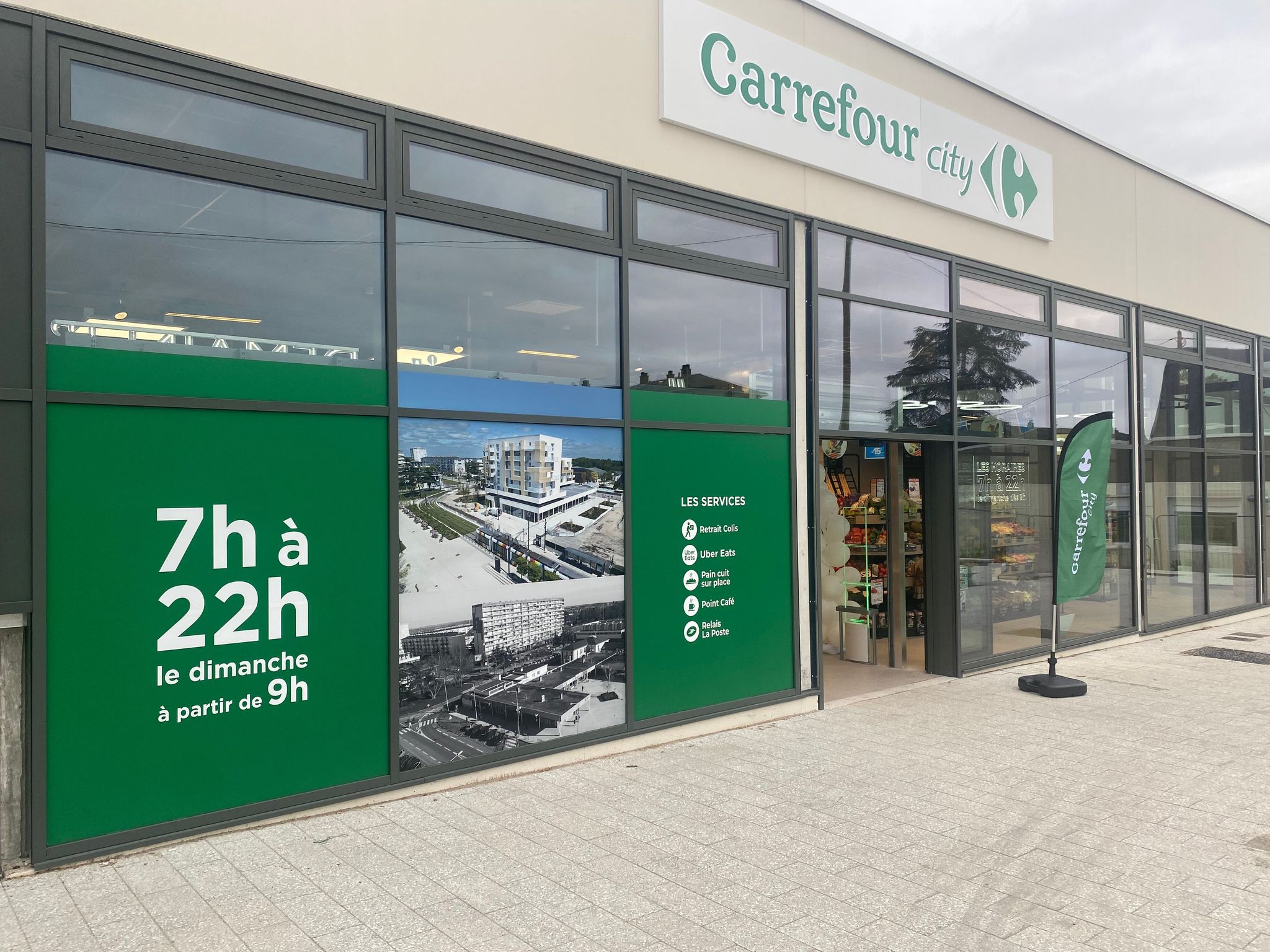 Foto 1 di Carrefour City
