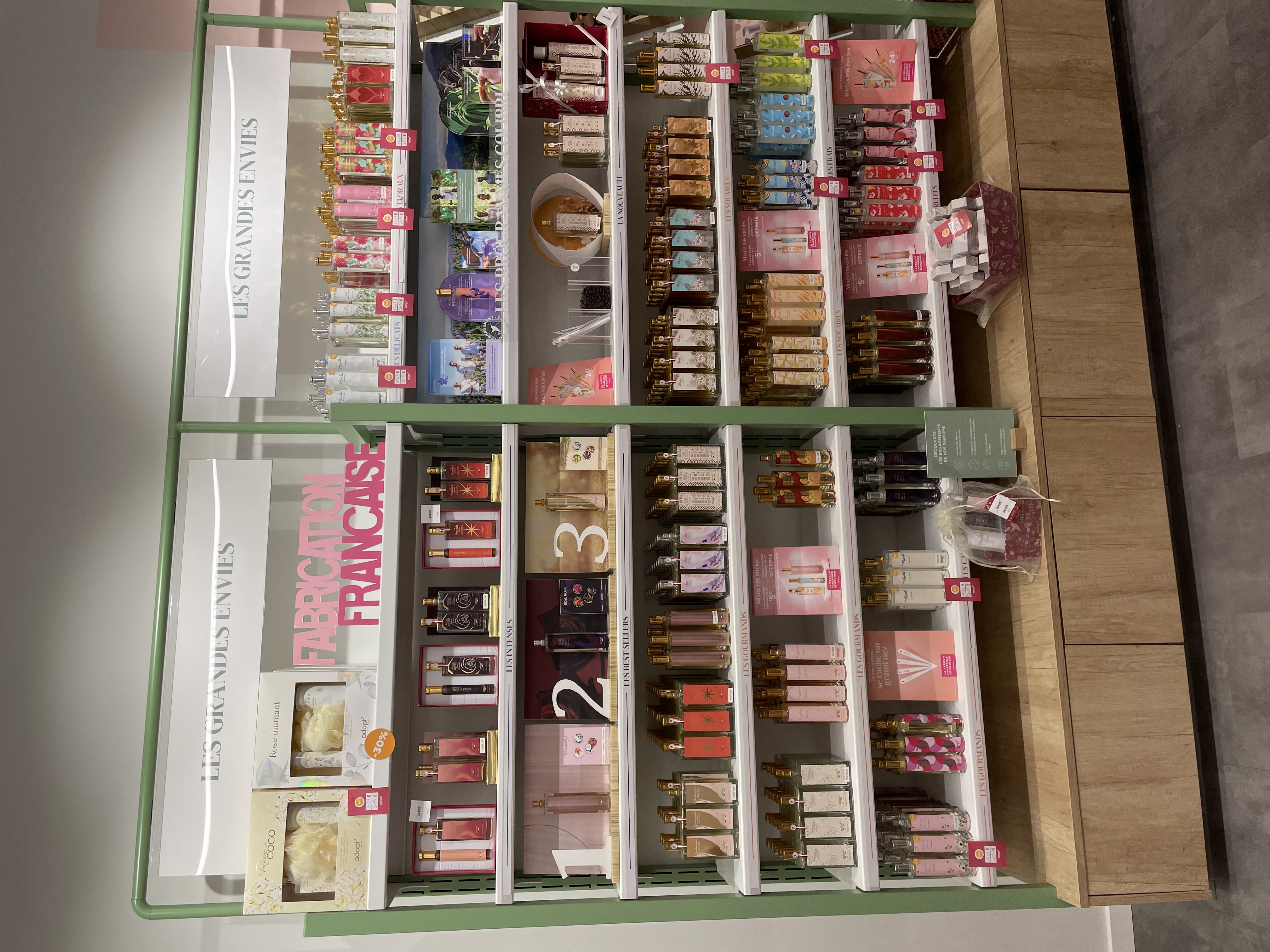 Foto 8 di Adopt Parfums