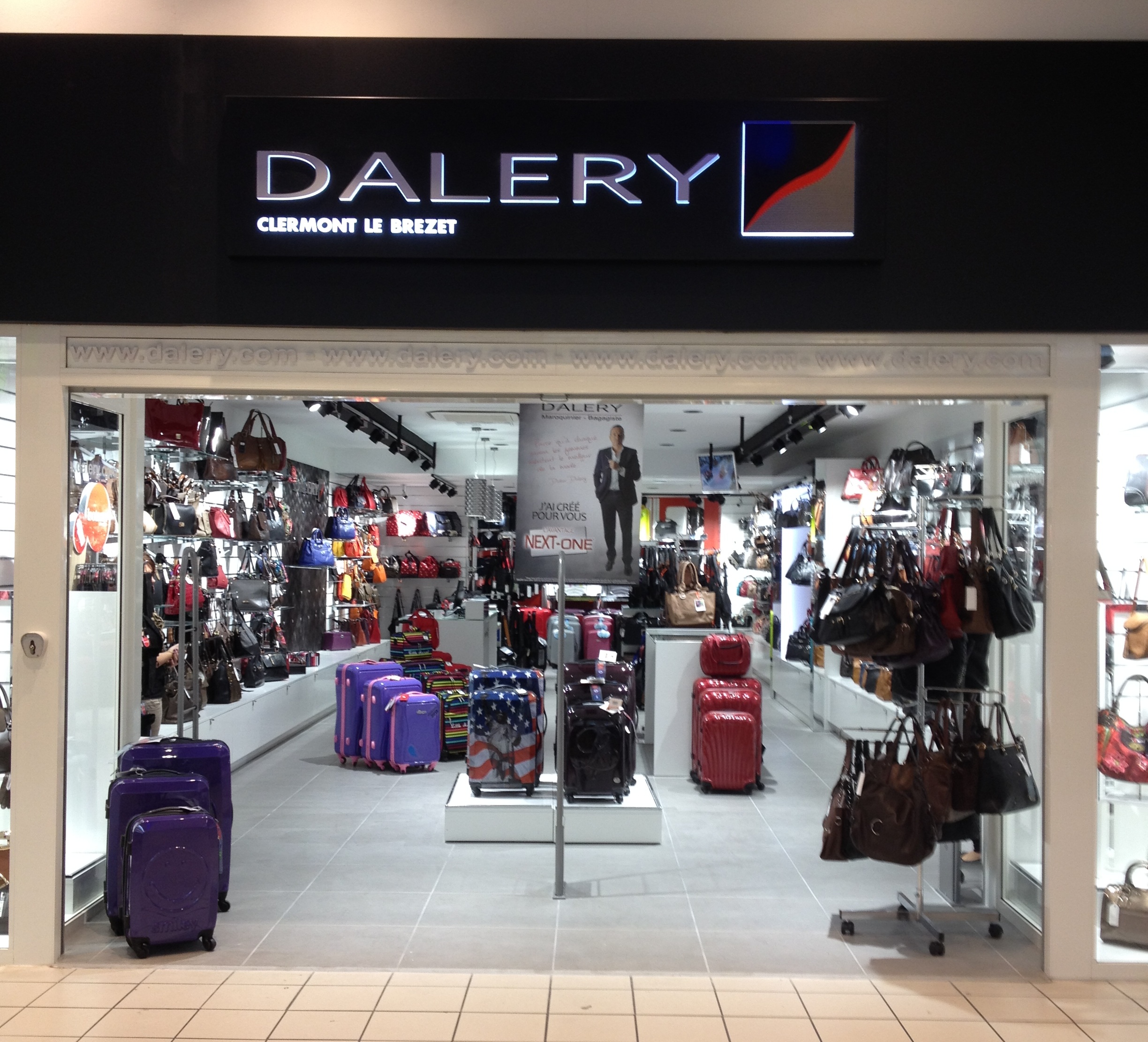 Foto 2 di DALERY Maroquinier
