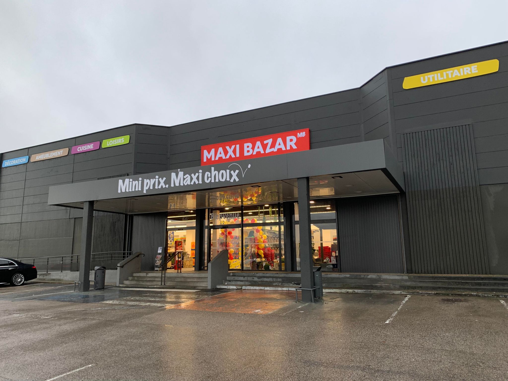 Foto 4 di Maxi Bazar