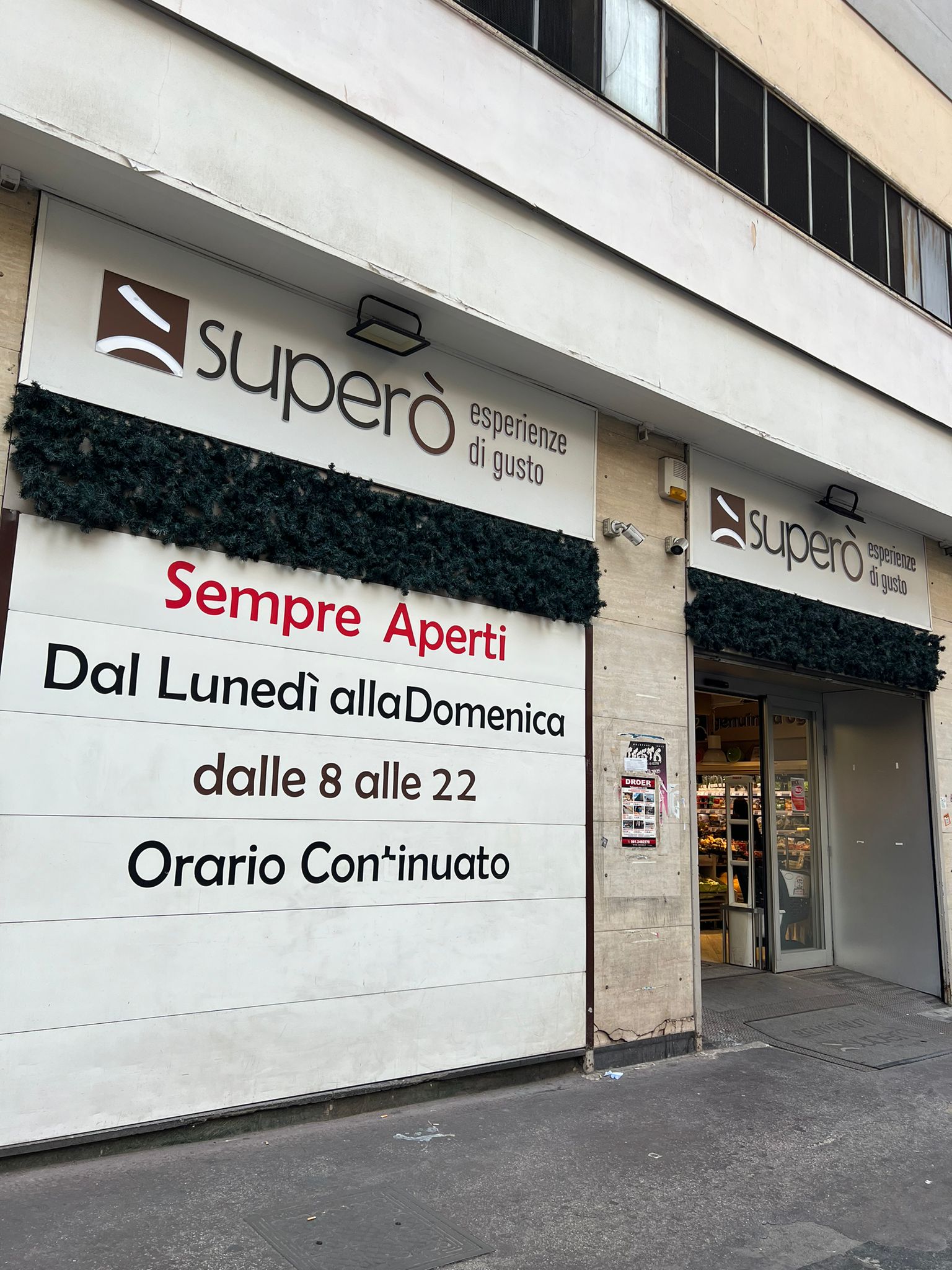 Foto 1 di Superò