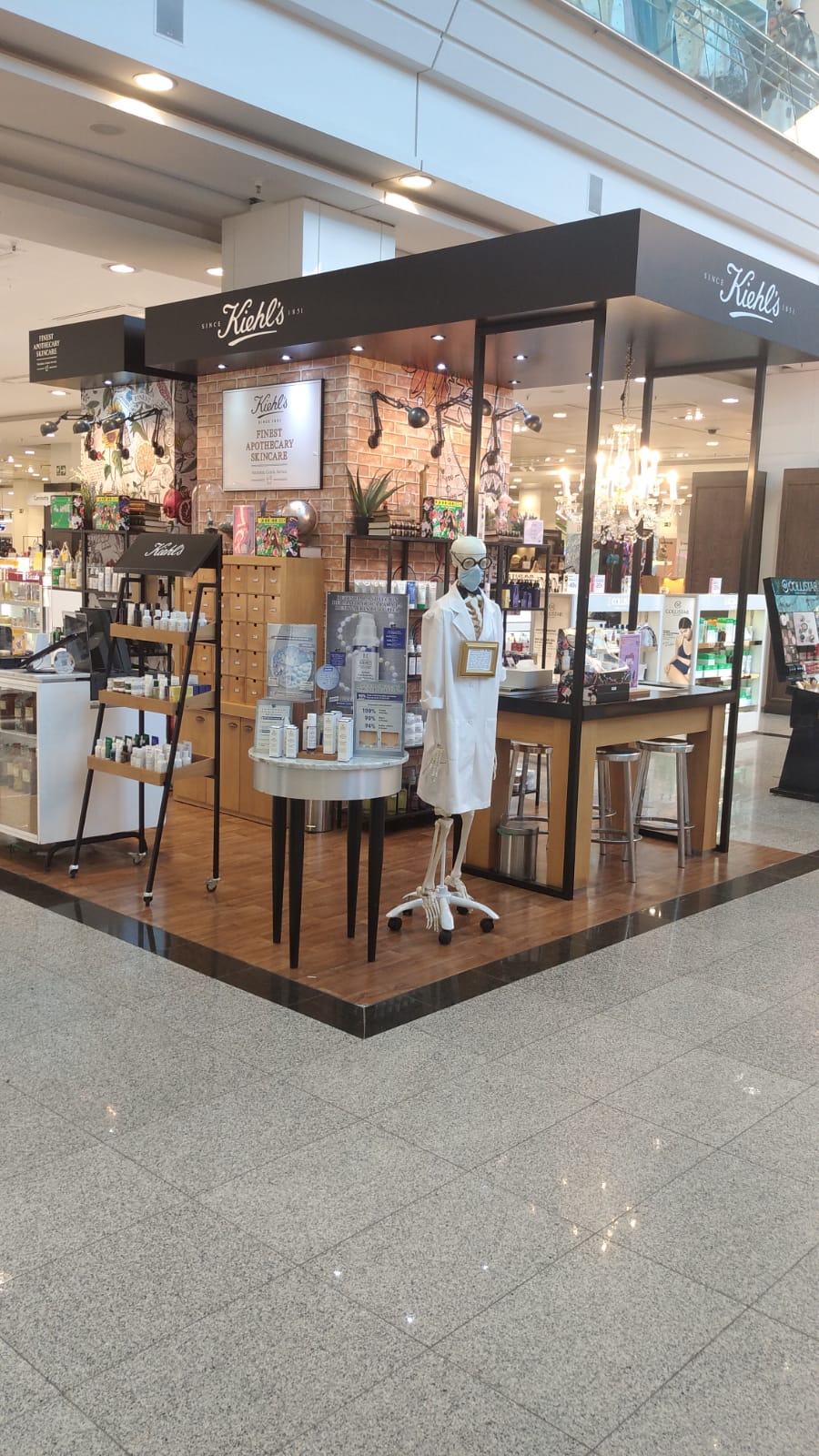 Foto 2 di Kiehls