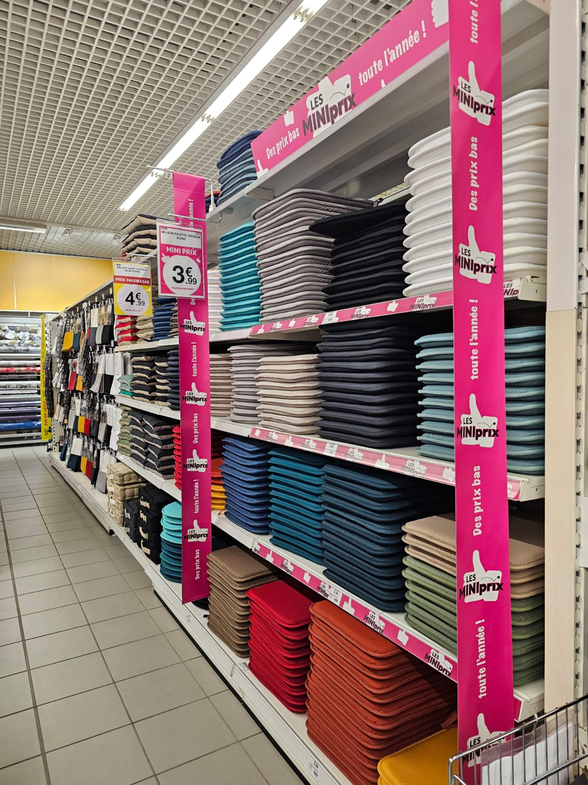 Foto 7 di Maxi Bazar