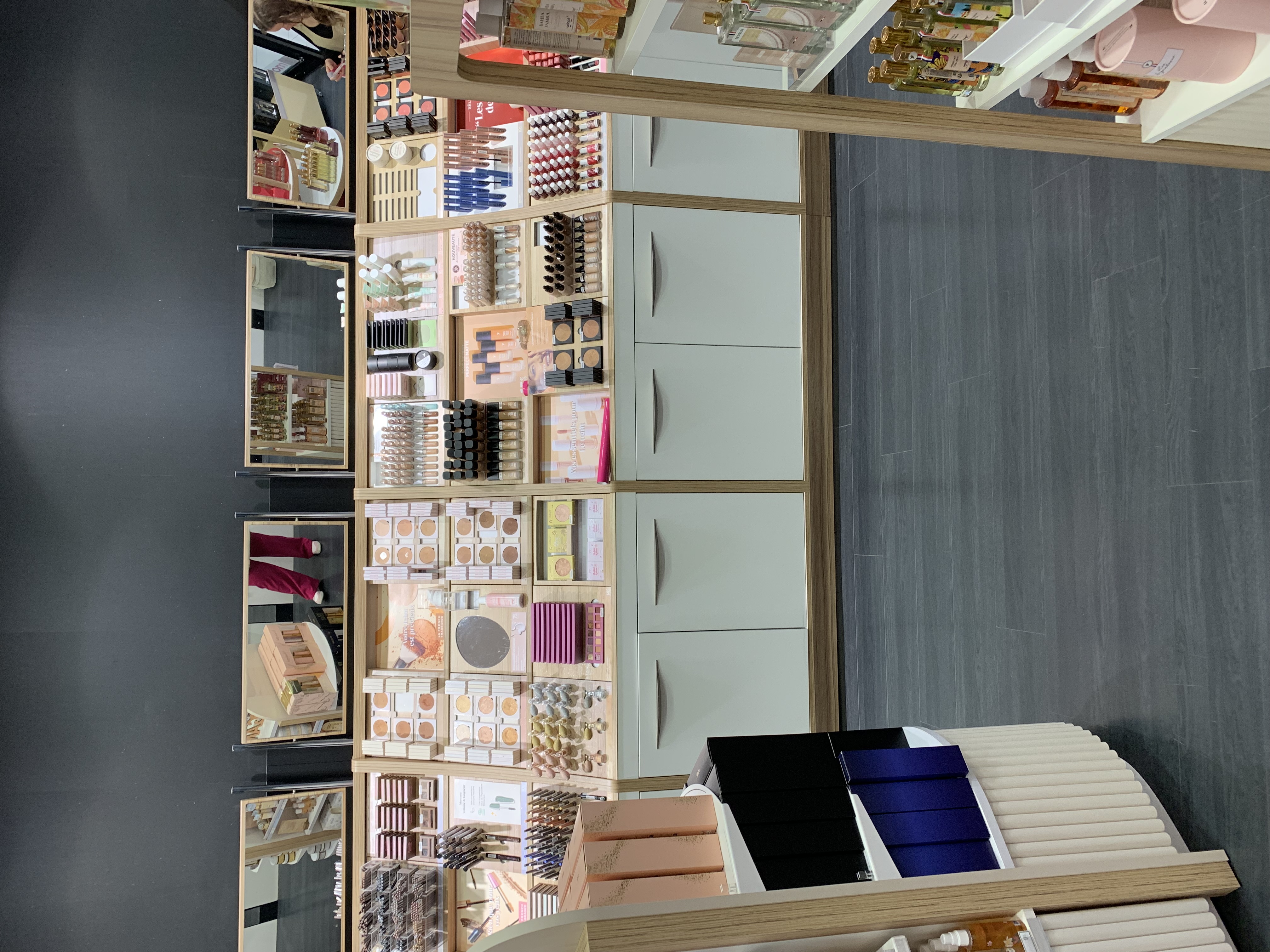 Foto 5 di Adopt Parfums