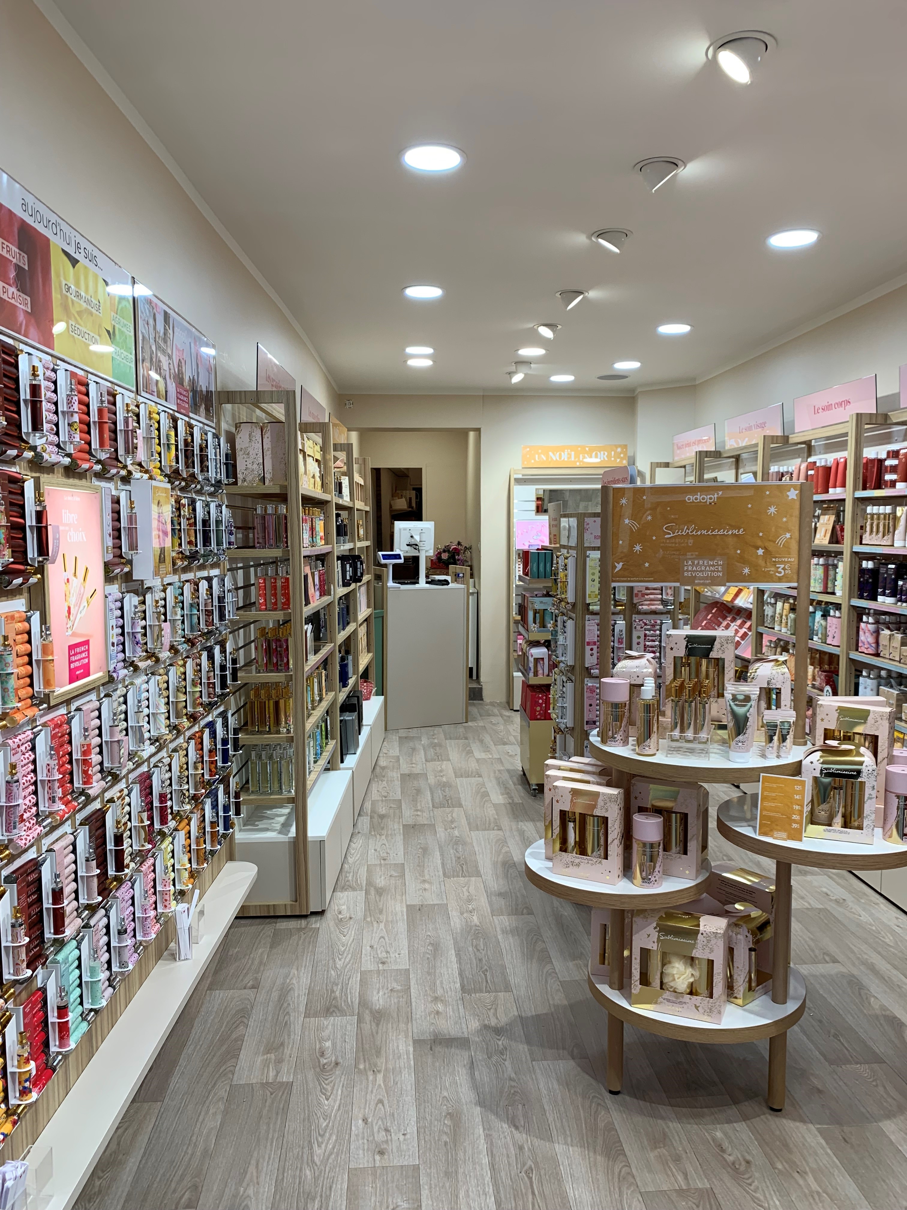 Foto 6 di Adopt Parfums