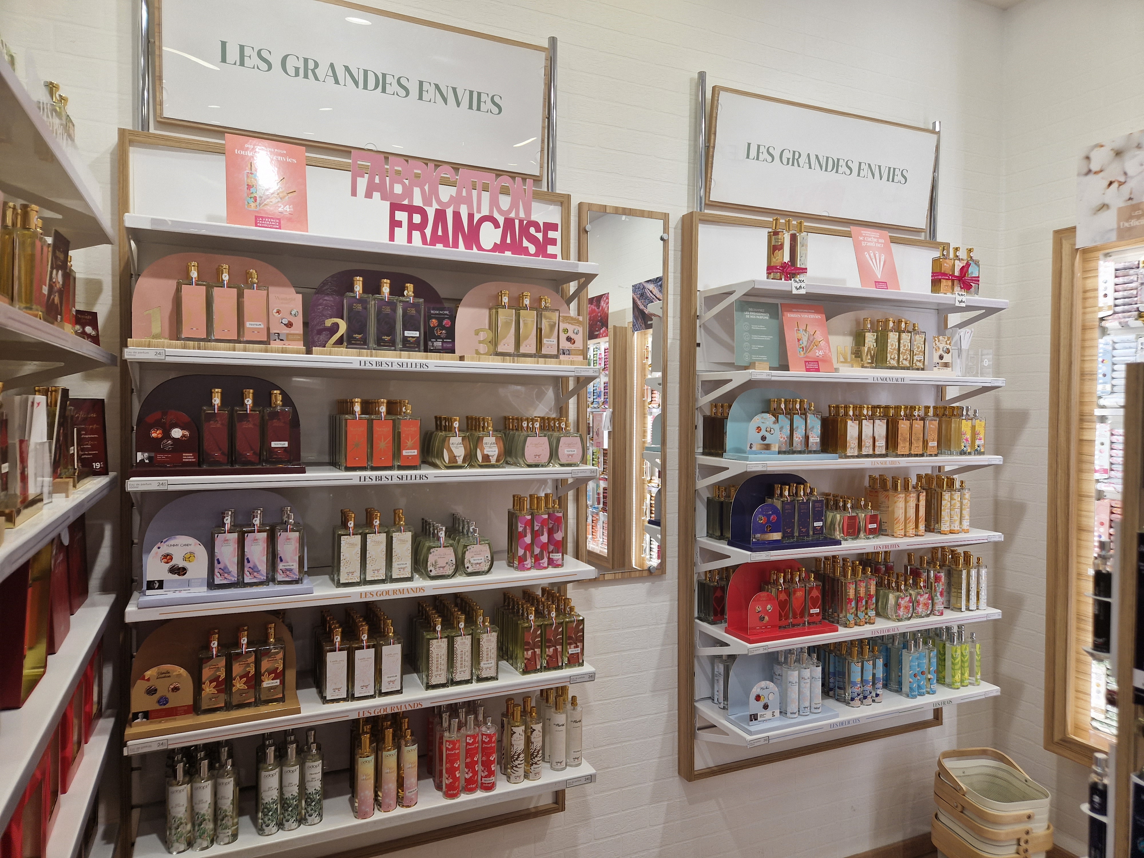 Foto 4 di Adopt Parfums