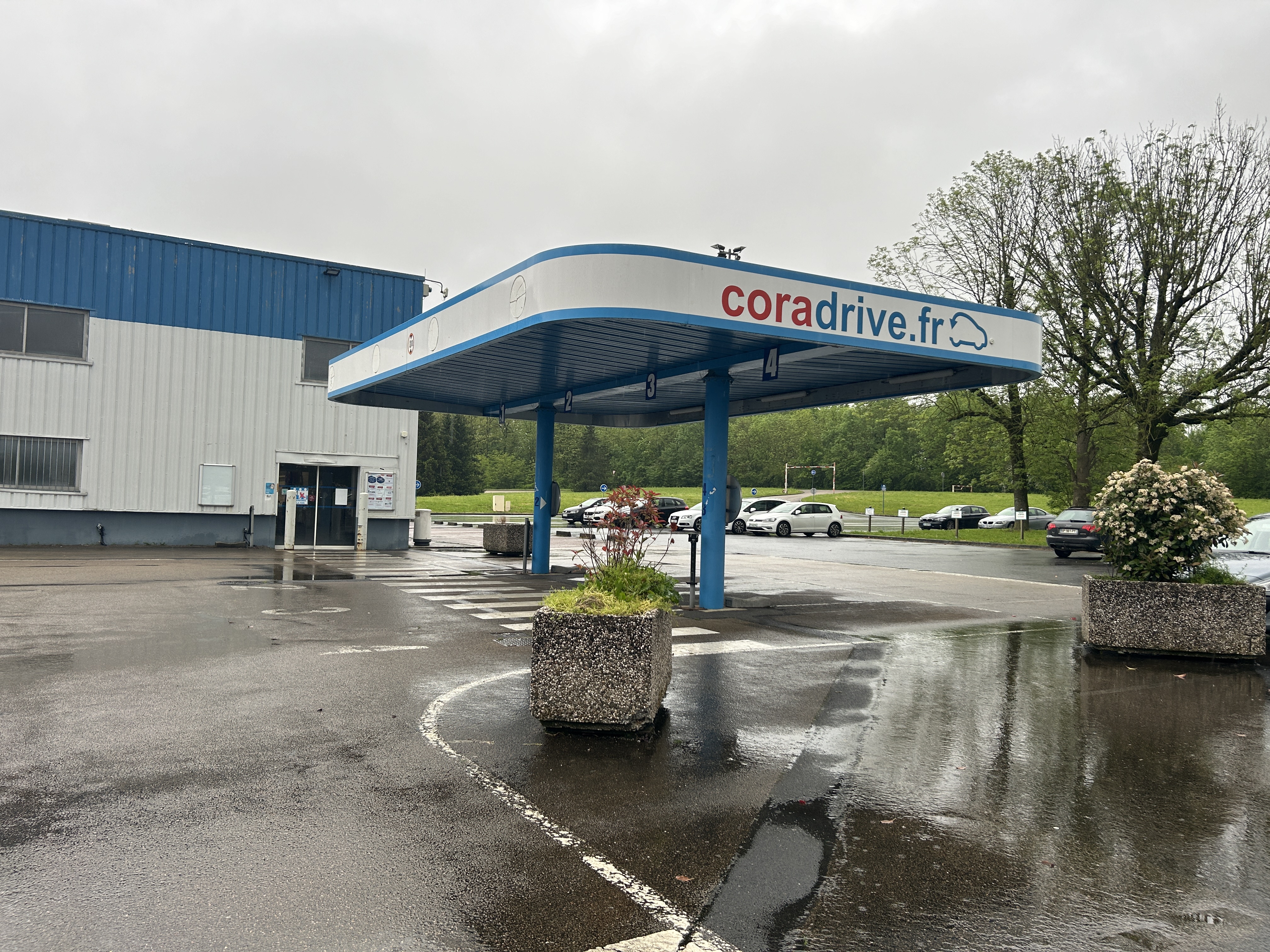 Foto 1 di Carrefour Drive