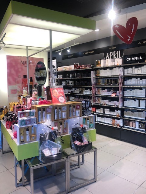 Foto 11 di Parfumerie April Dinan