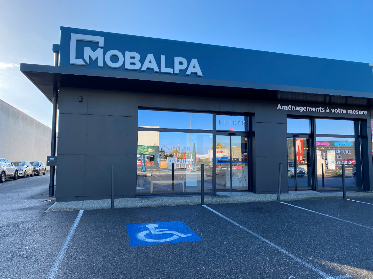 Foto 2 di Mobalpa