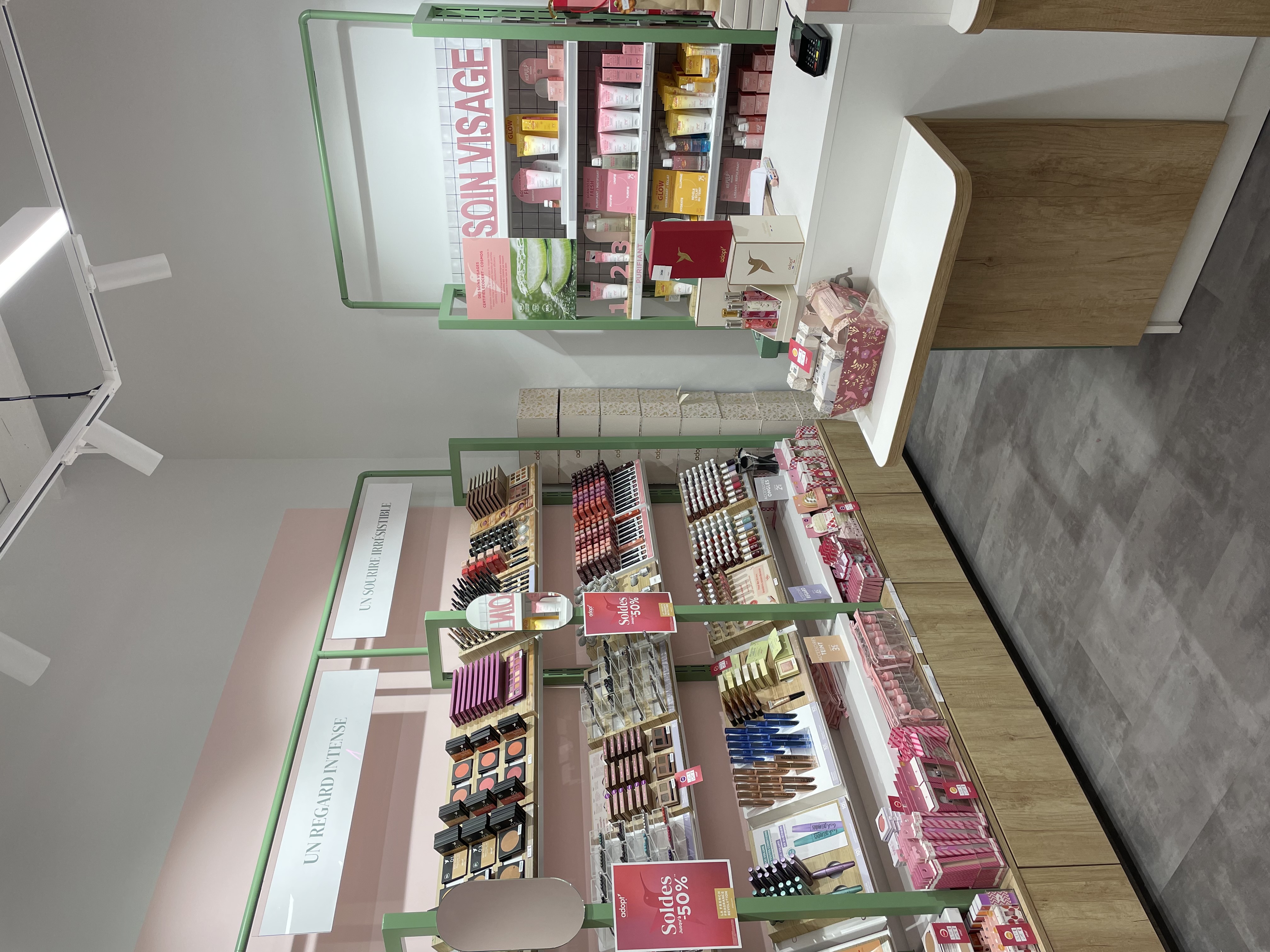 Foto 7 di Adopt Parfums