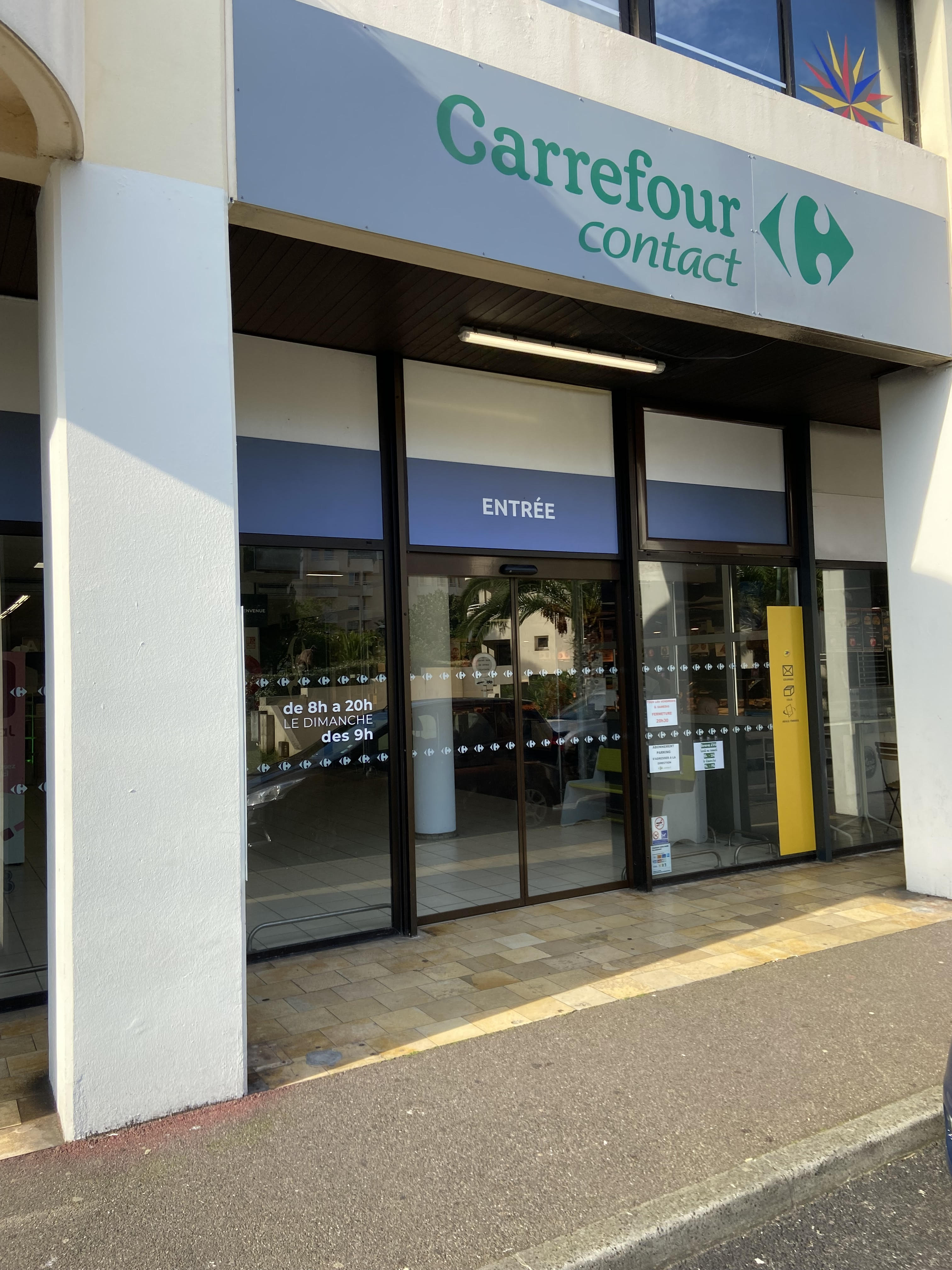 Foto 17 di Carrefour Contact