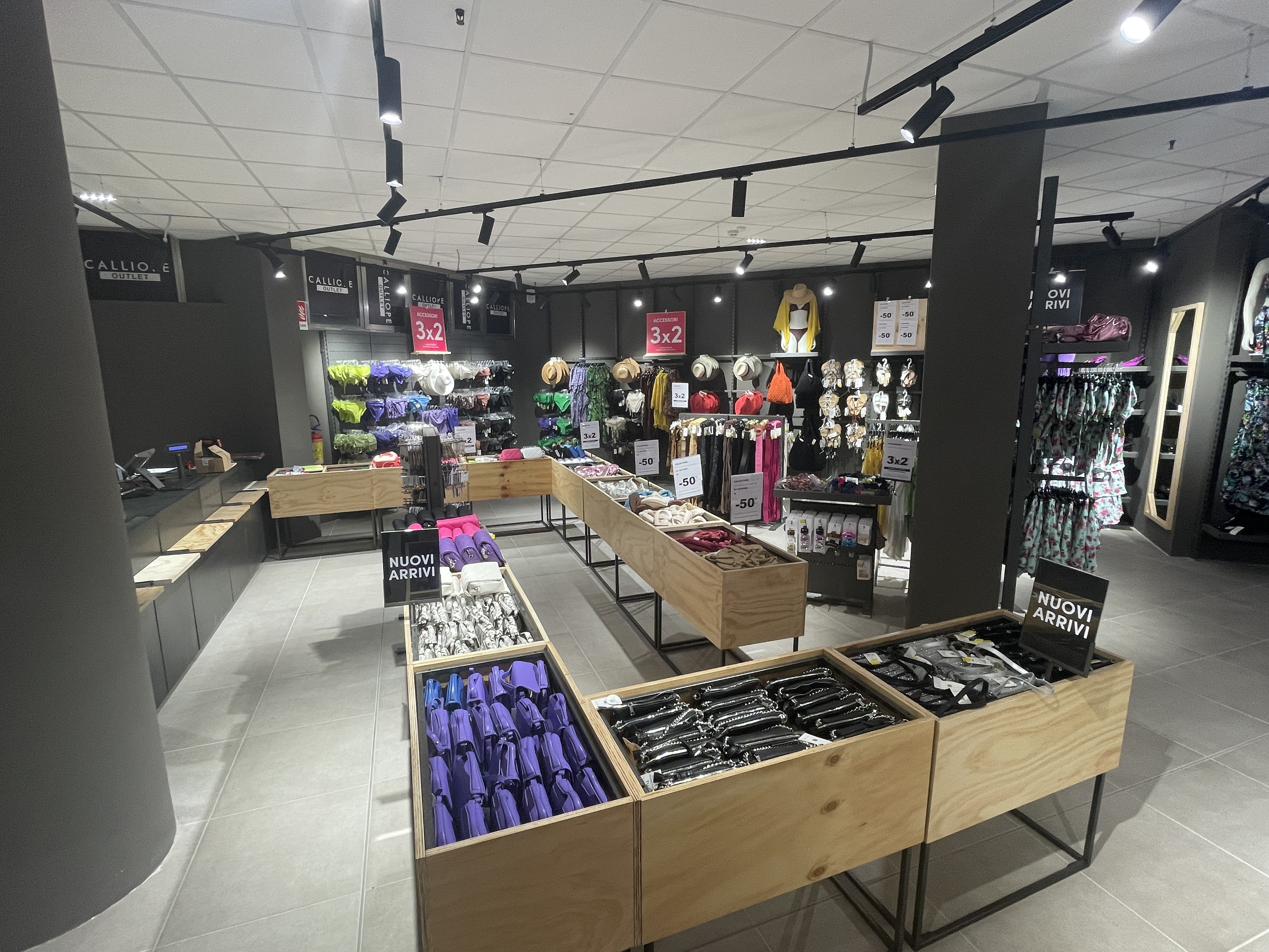 Photo 7 de Calliope Outlet
