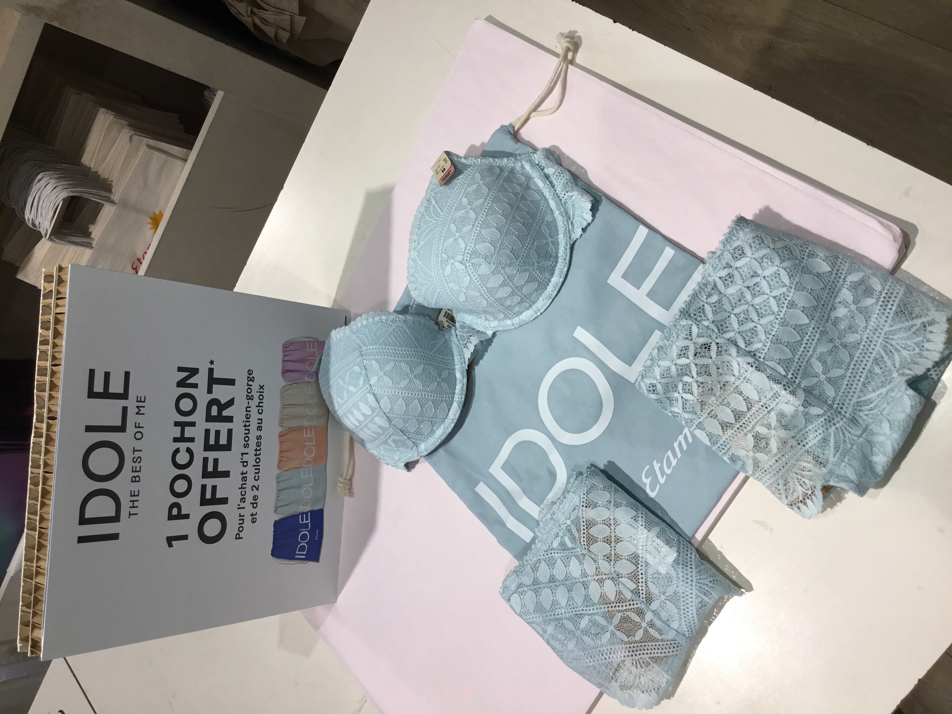 Foto 49 di Etam Lingerie