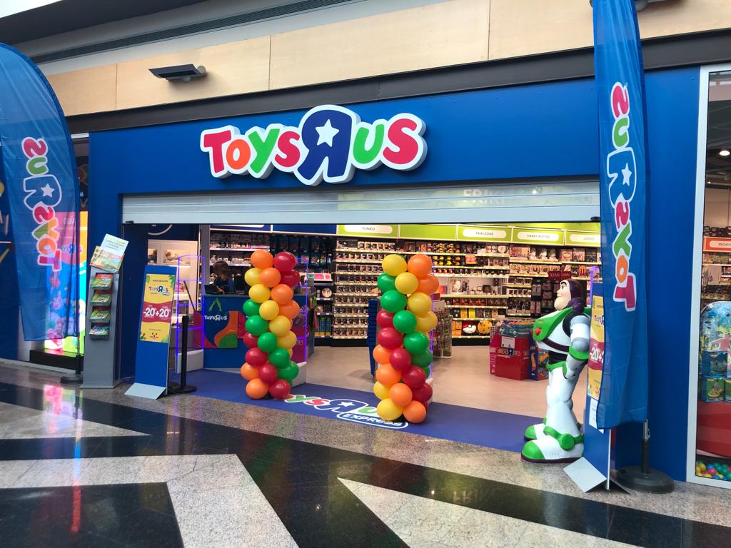 Toys"R"Us