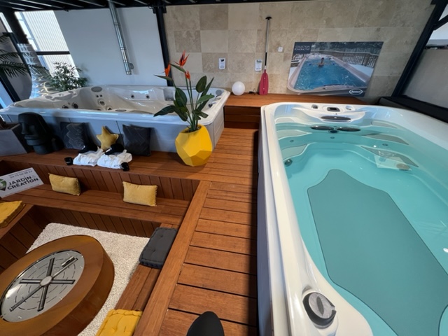 Foto 126 di AMBIANCE SPA JACUZZI VALENCE