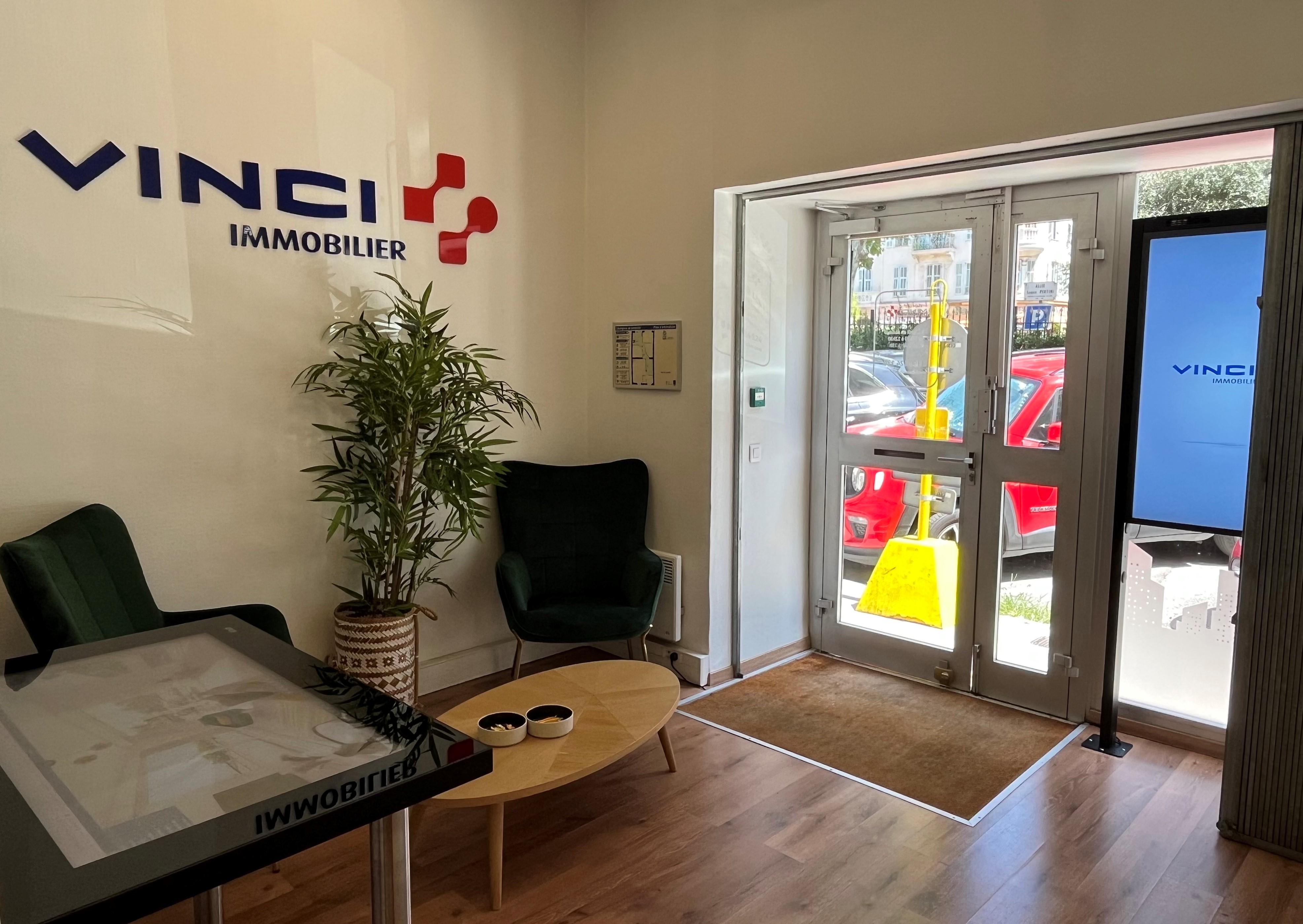 Foto 4 di VINCI Immobilier