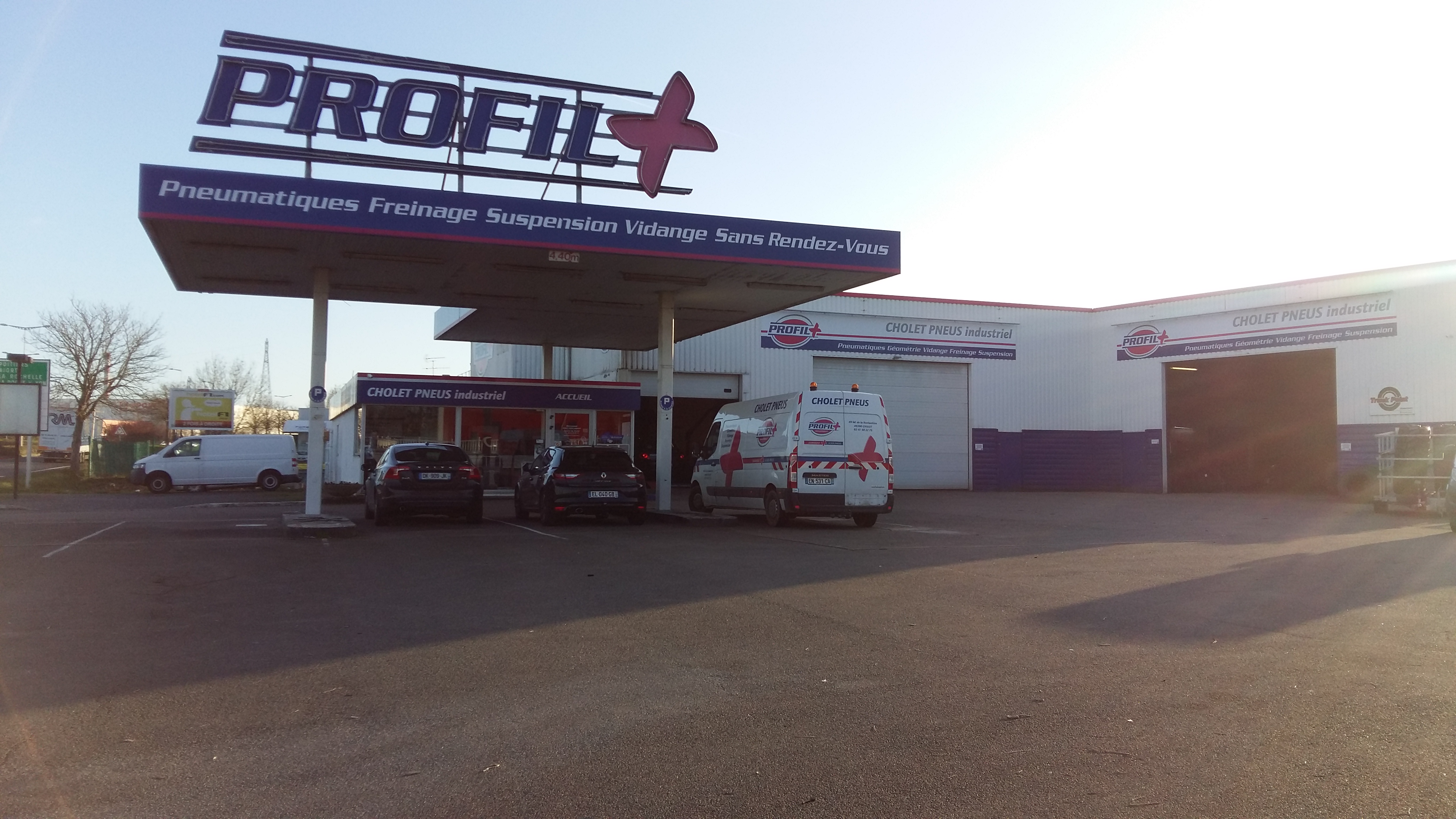 Foto 2 di Profil Plus Cholet - Industriel
