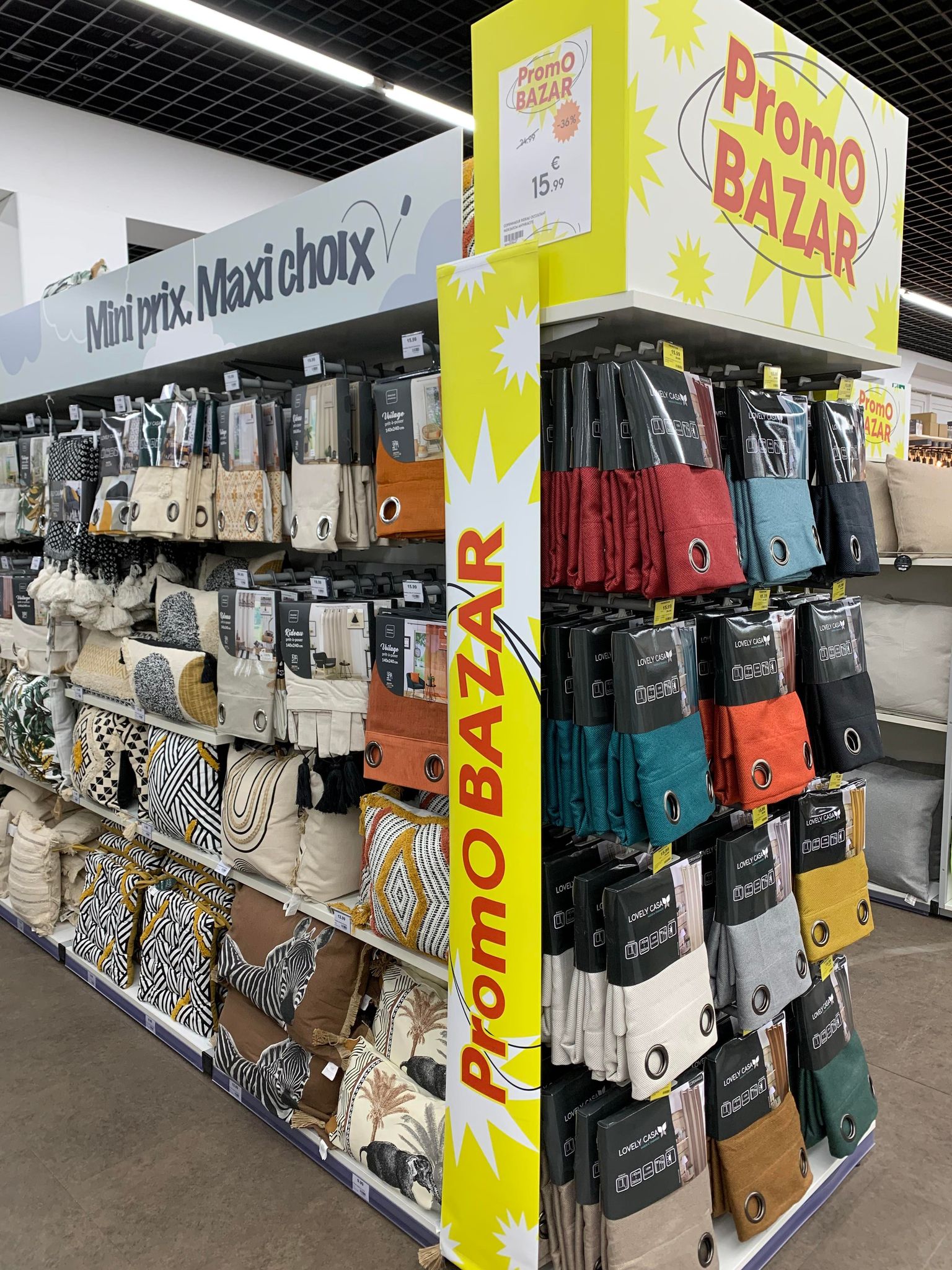 Foto 10 di Maxi Bazar