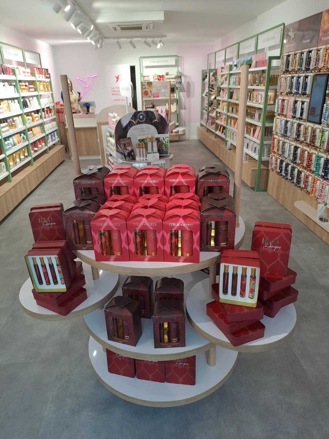 Foto 9 di Adopt Parfums