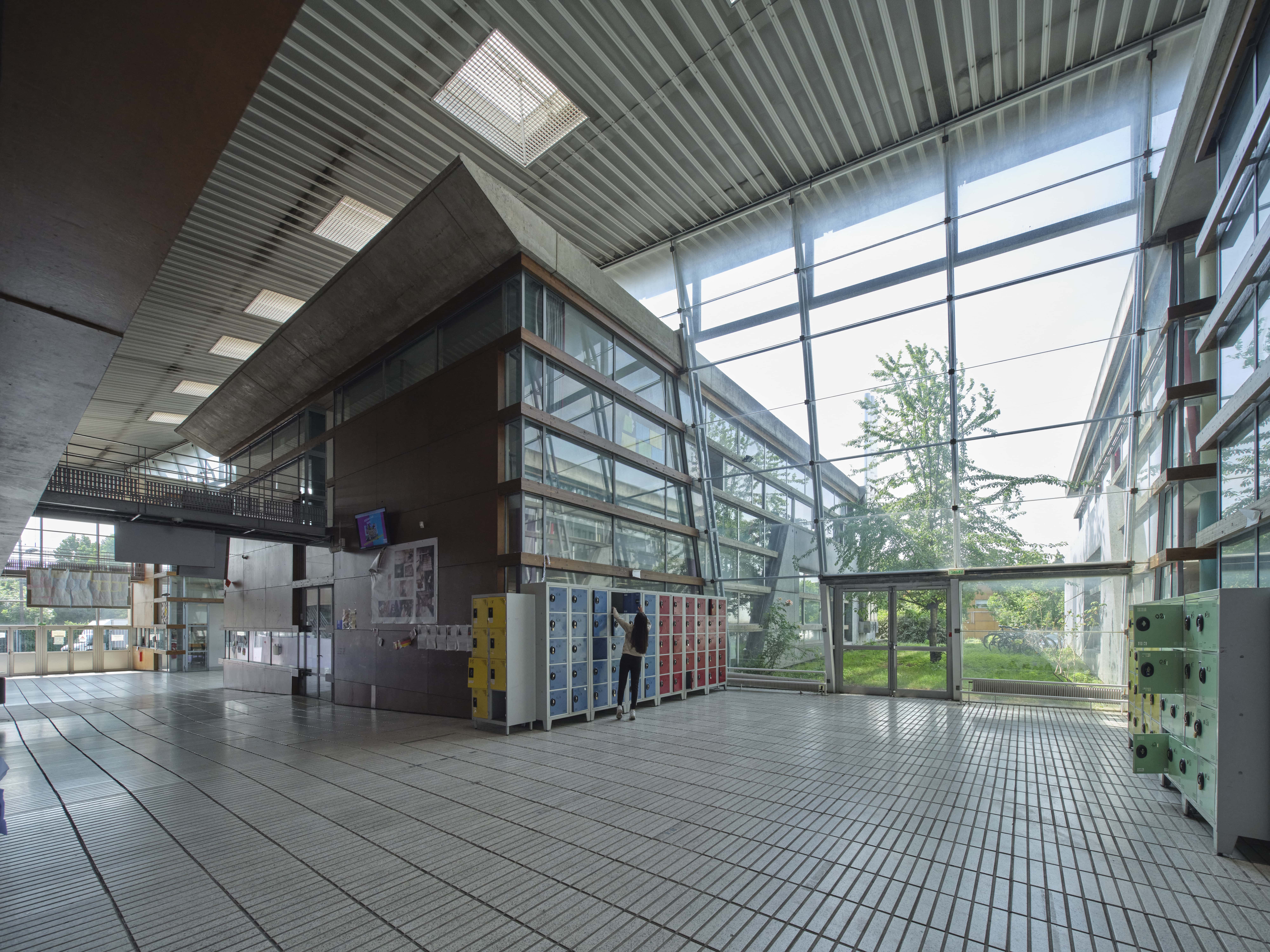 Collège Pablo NERUDA