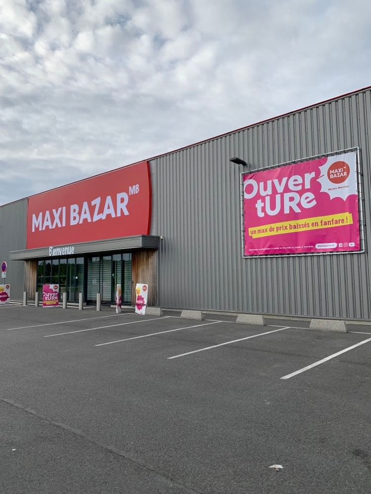 Foto 1 di Maxi Bazar