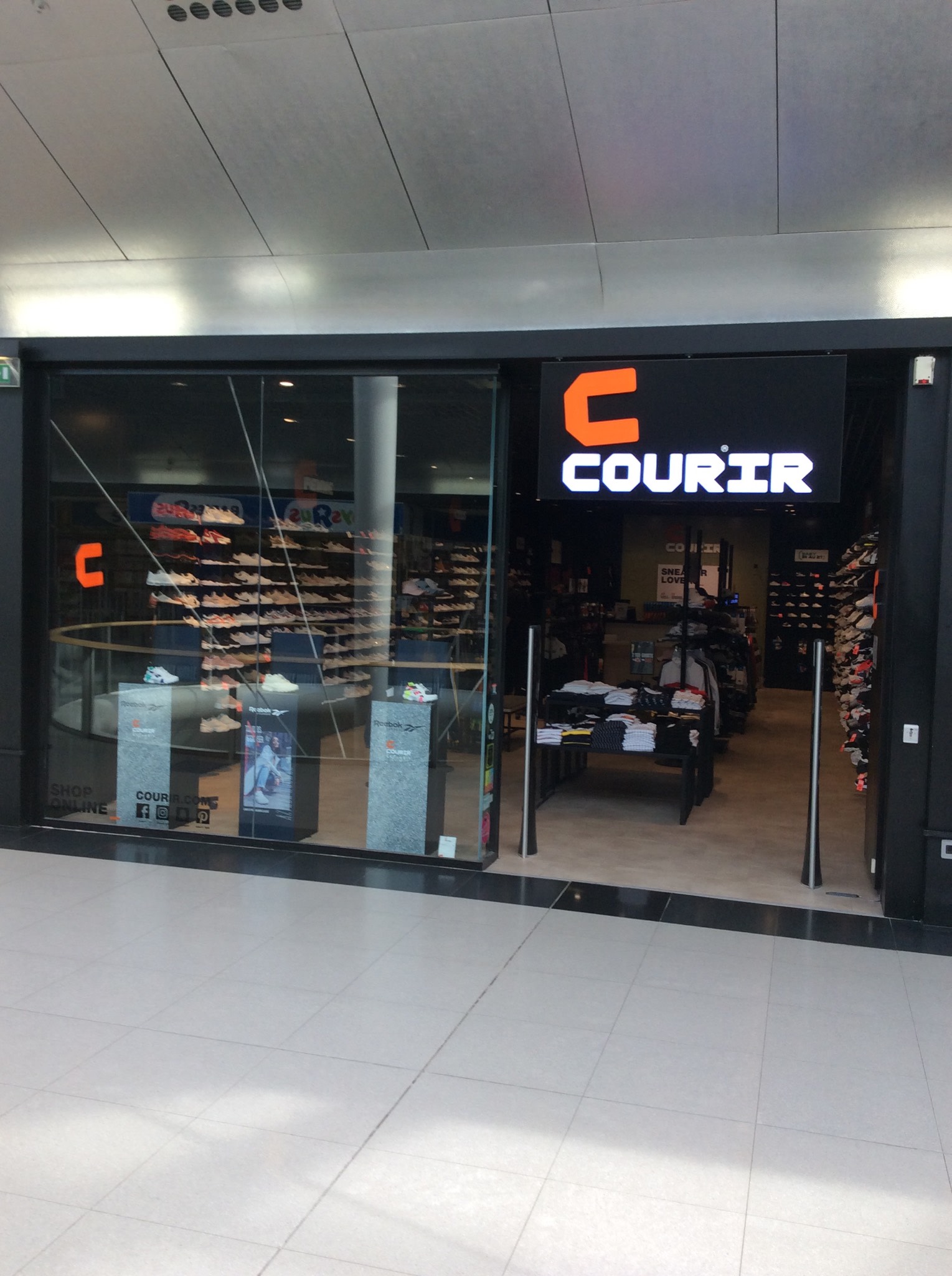 Foto 2 di Courir