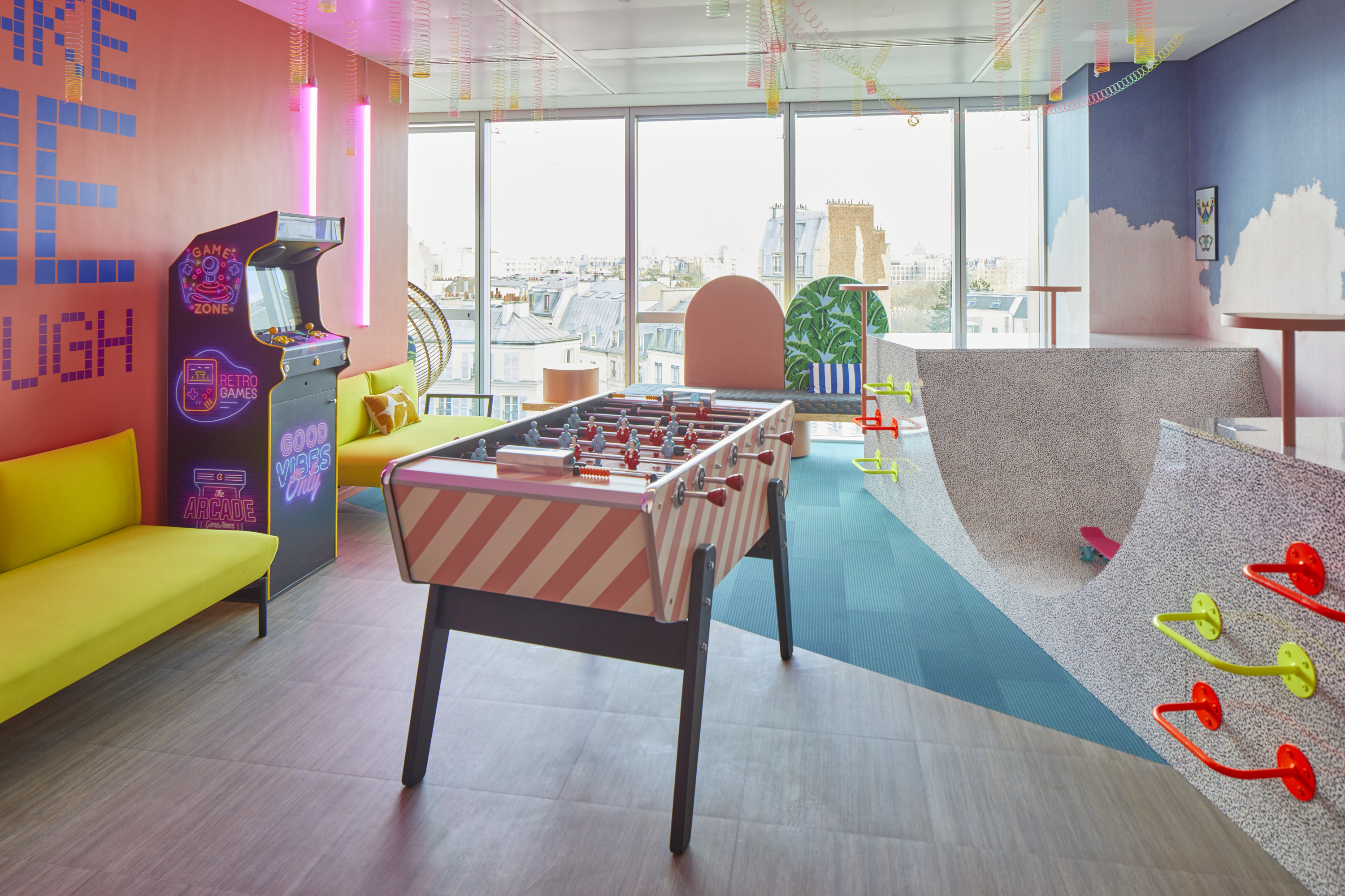 Wojo Coworking Paris 14e Montparnasse Gaîté | Location bureaux & salles de réunion