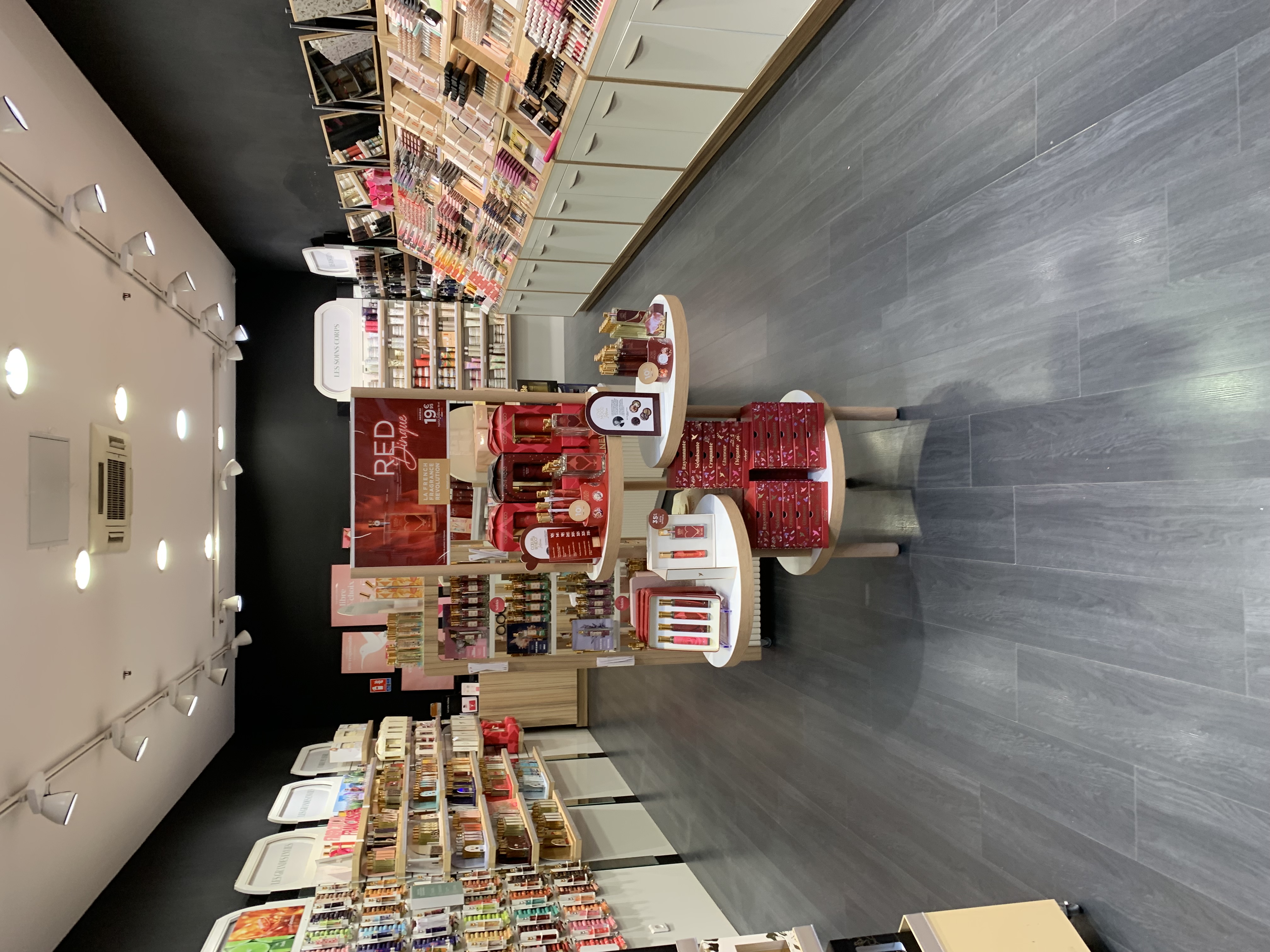 Foto 7 di Adopt Parfums