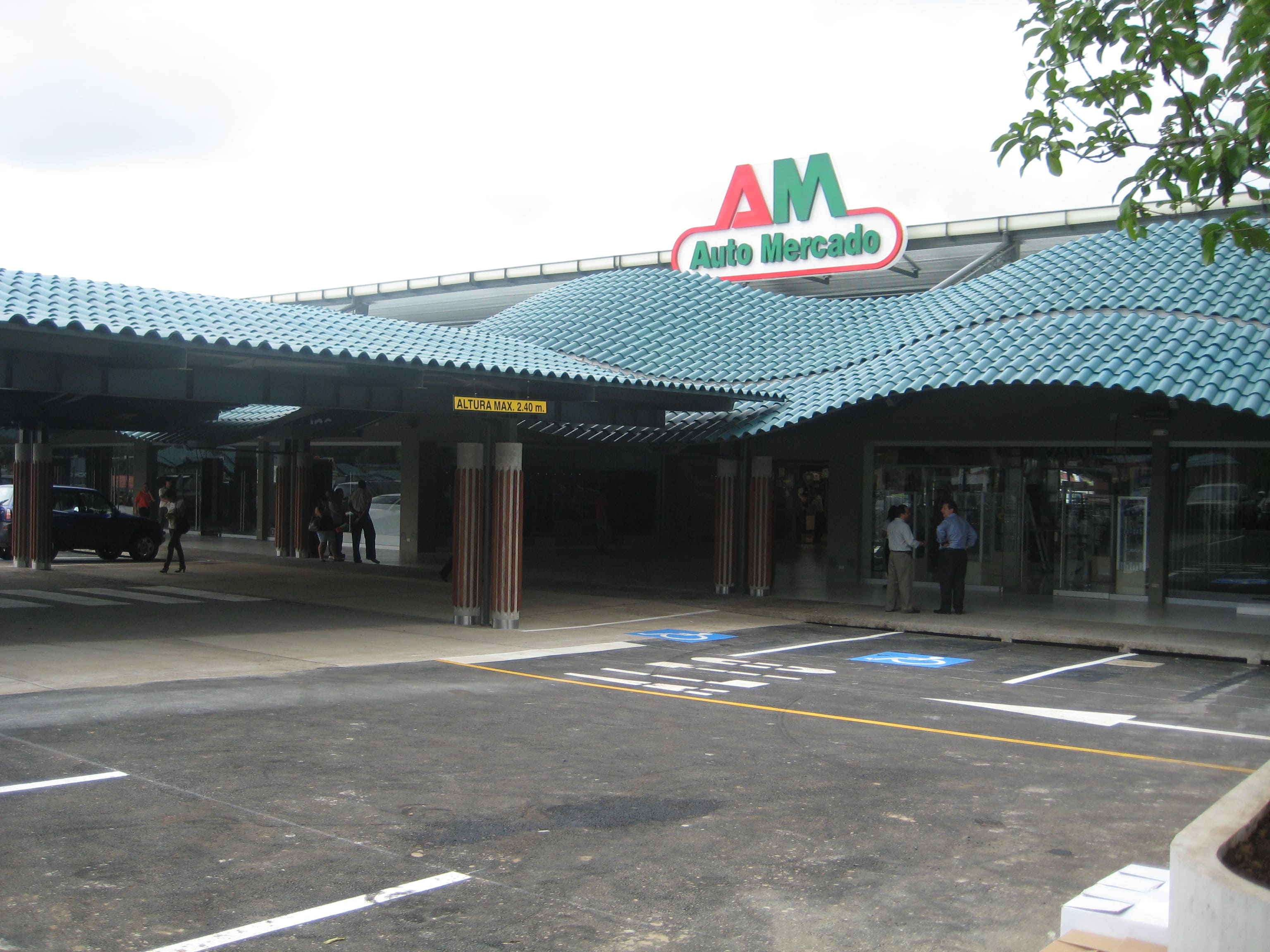Auto Mercado - Alajuela