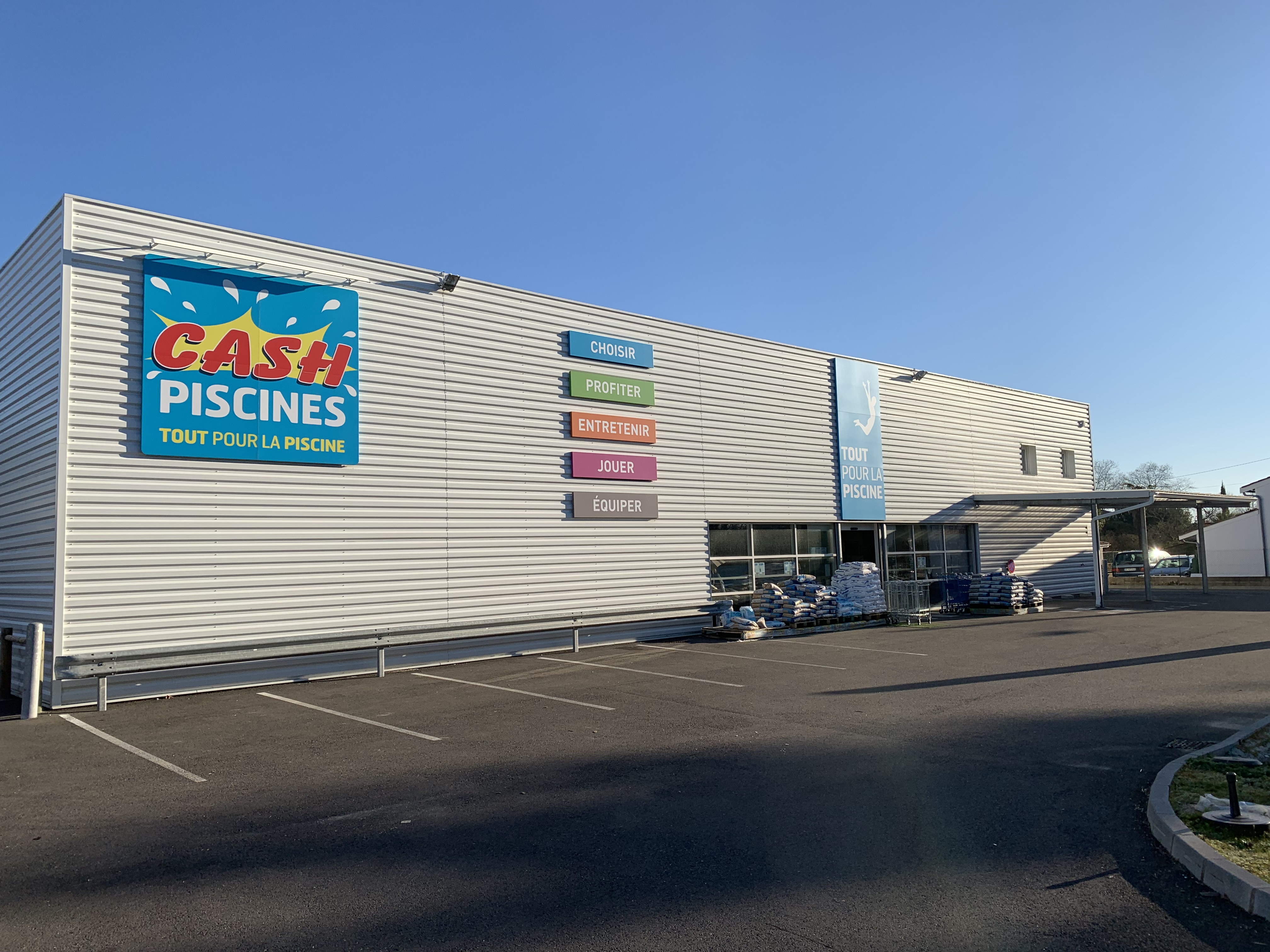 Foto 2 di Cash Piscines