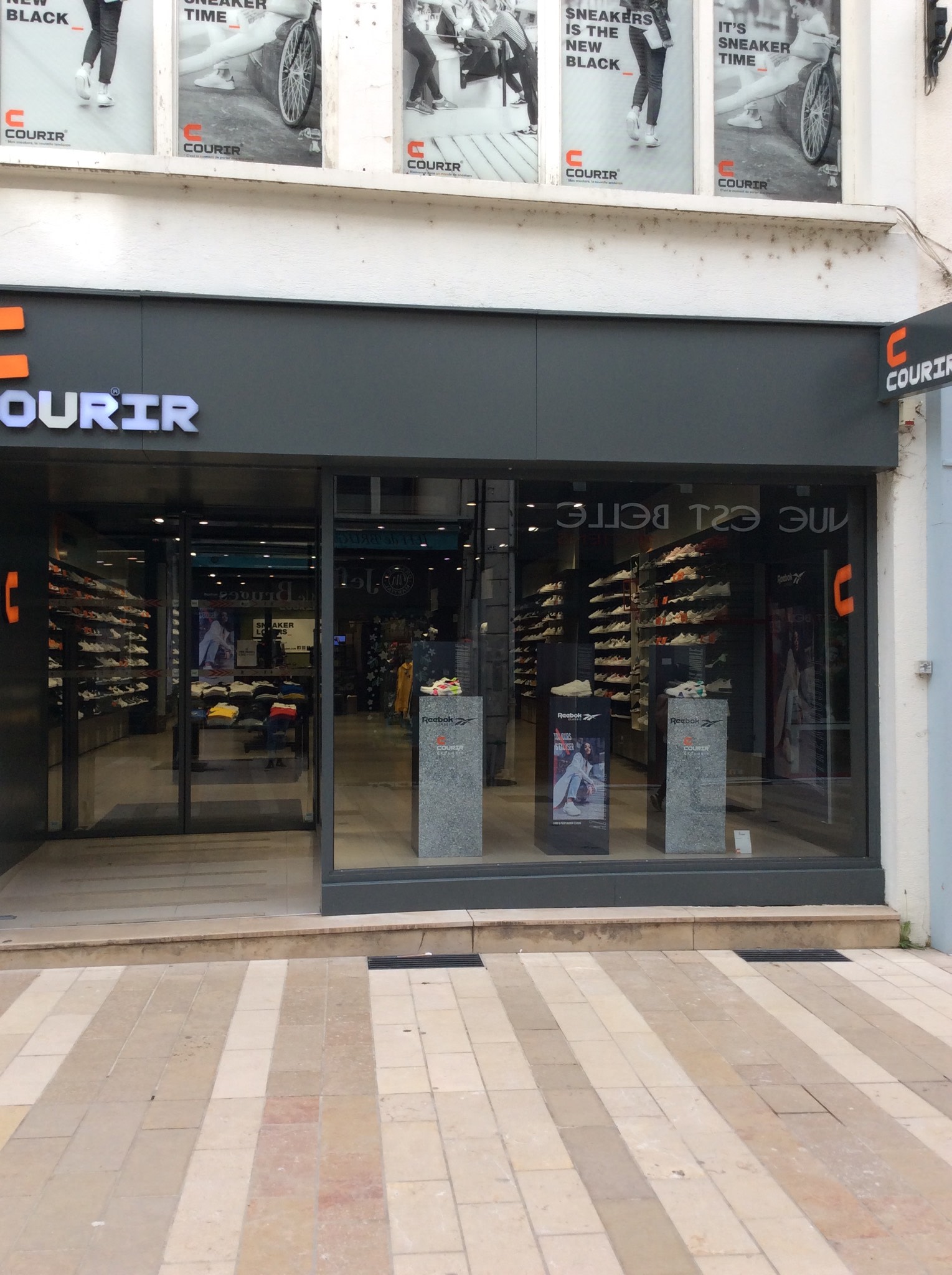 Foto 5 di Courir
