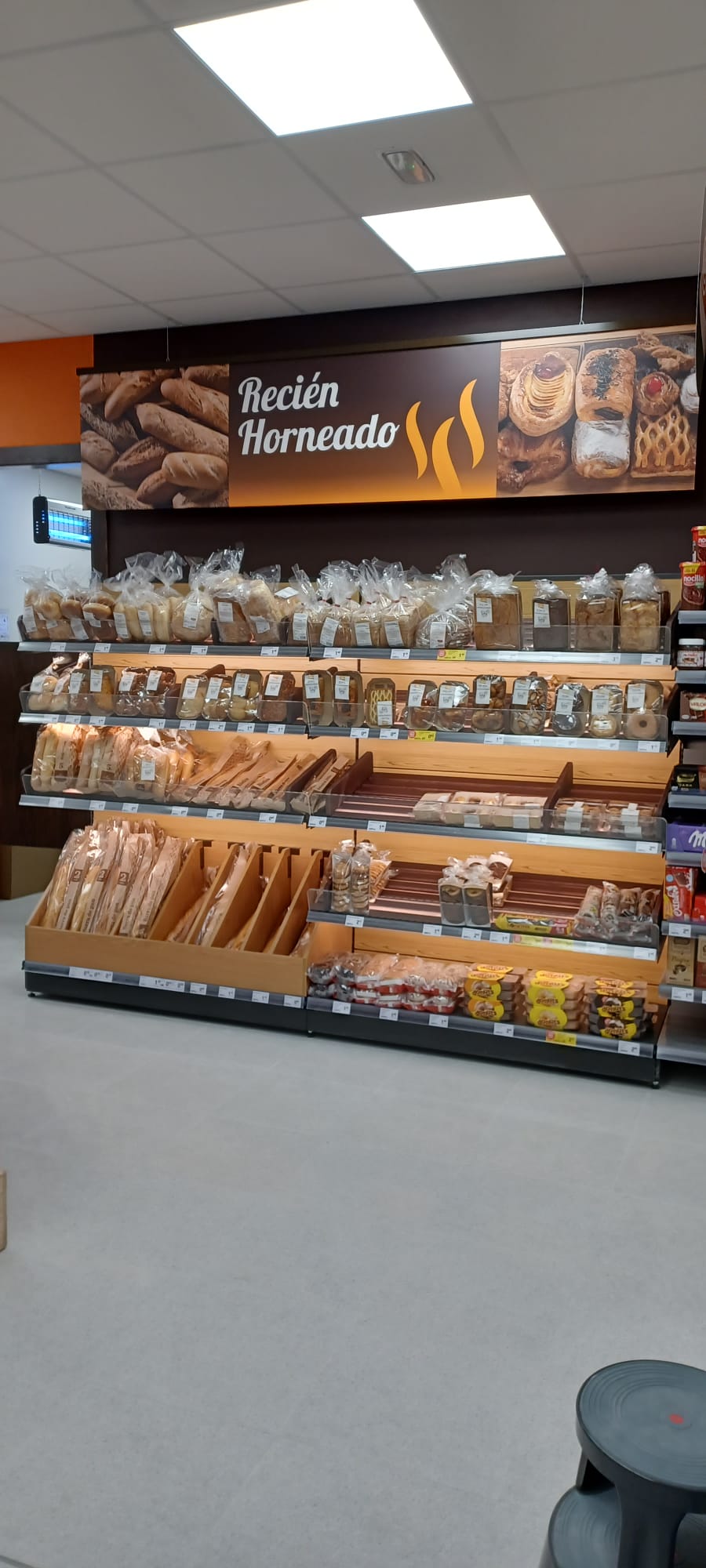 Foto 2 di Supermercados Charter