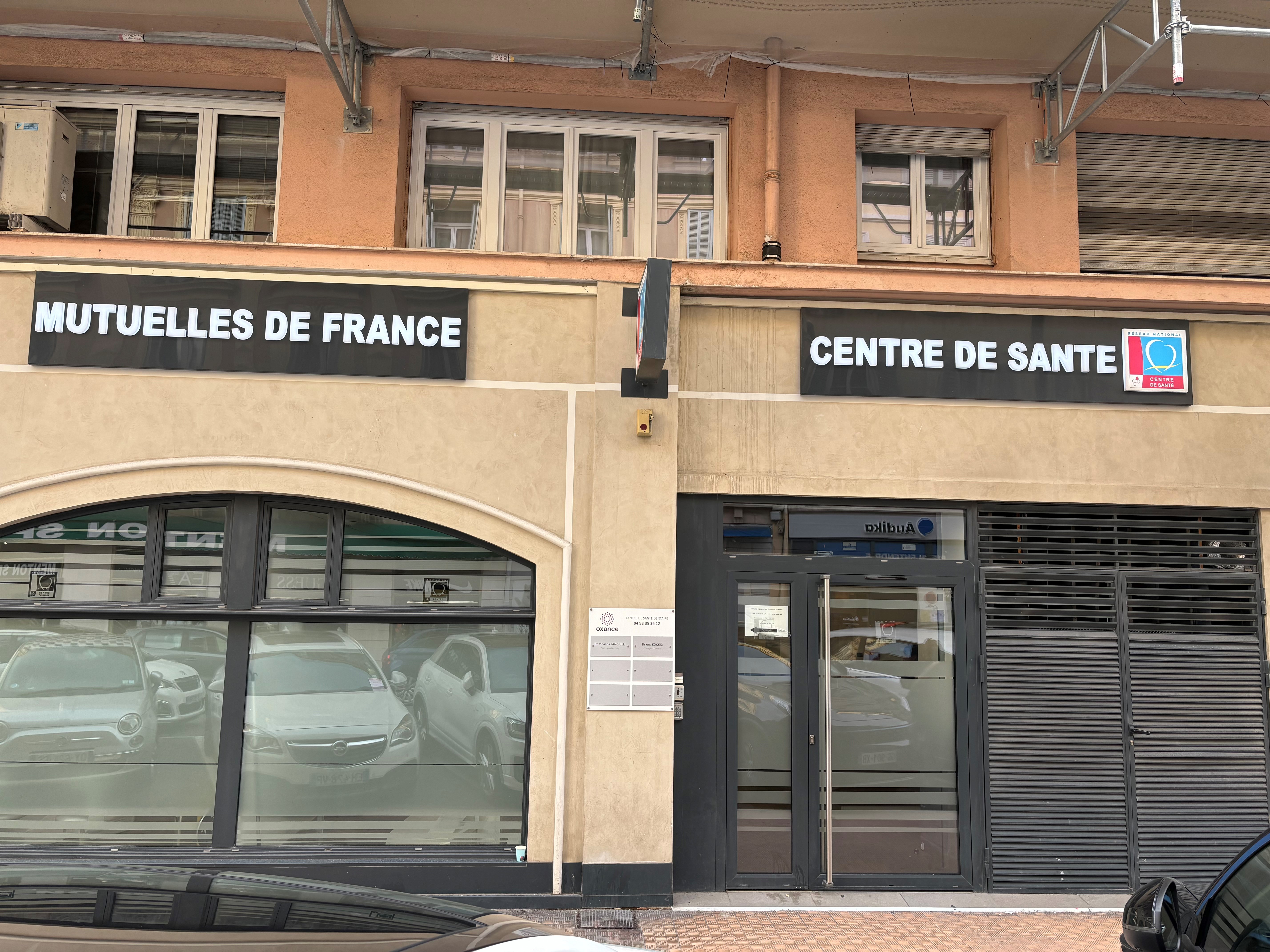 Foto 2 di Oxance - Dentaire