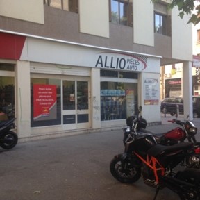 Foto 2 di ALLIO Chartreux