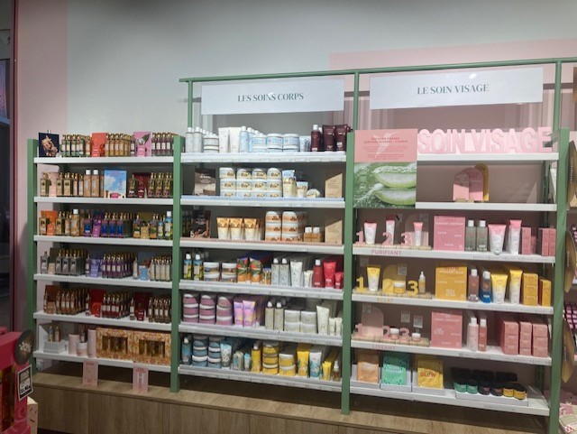 Foto 6 di Adopt Parfums