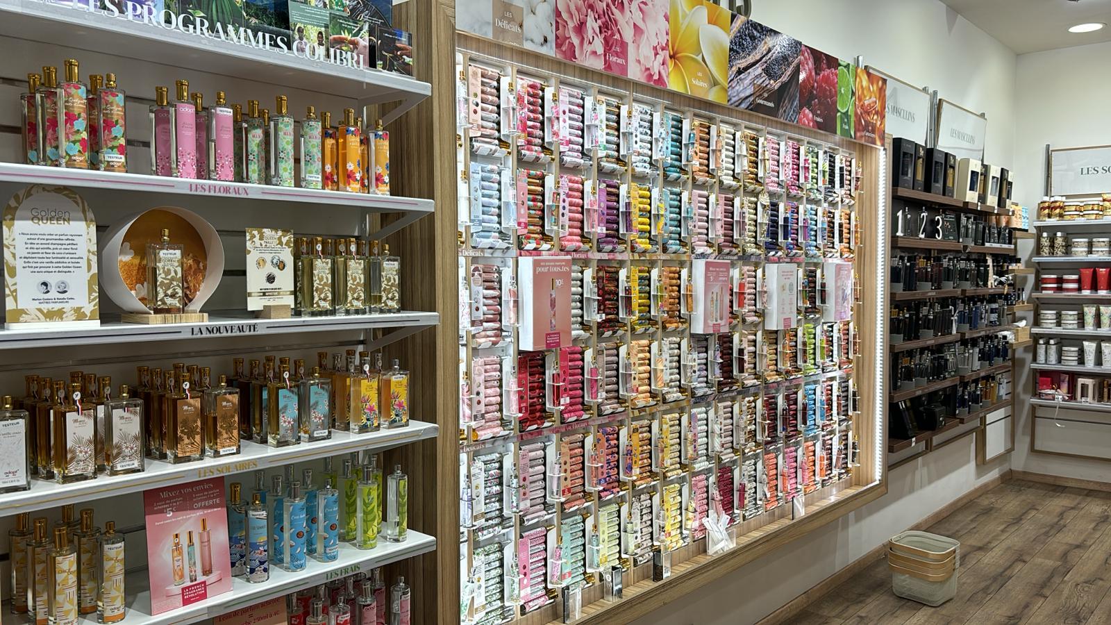 Foto 6 di Adopt  Parfums