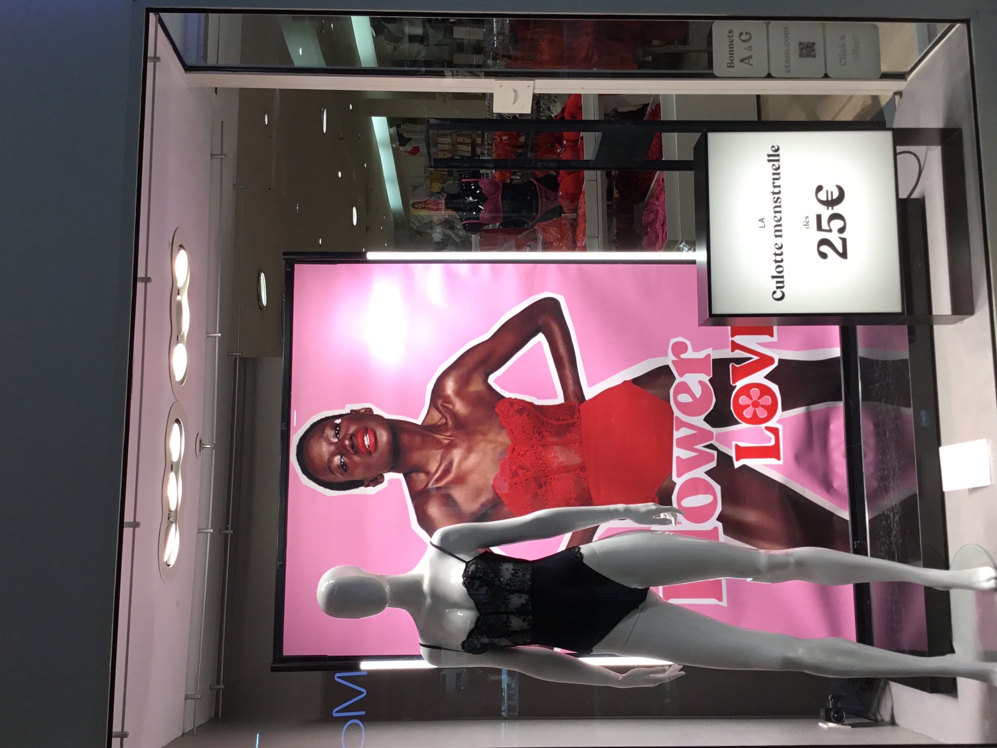 Foto 37 di Etam Lingerie