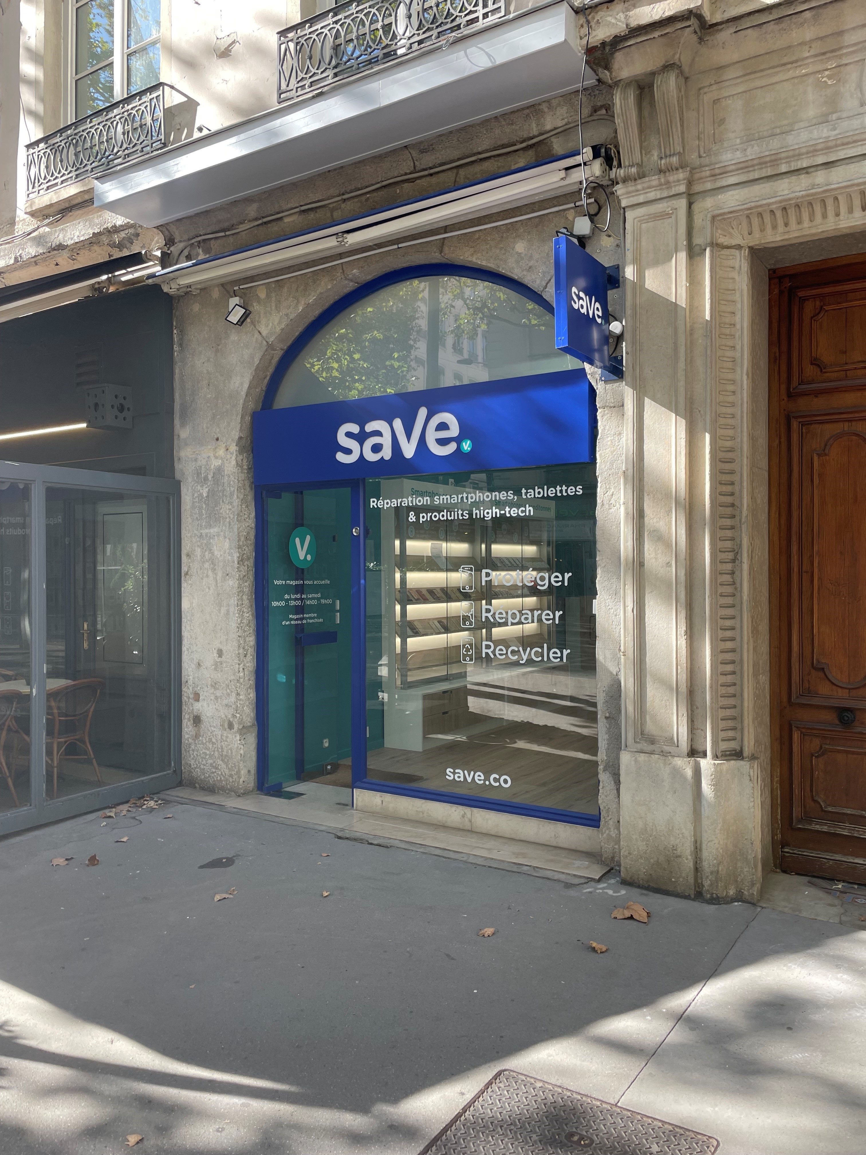 Foto 1 di Save