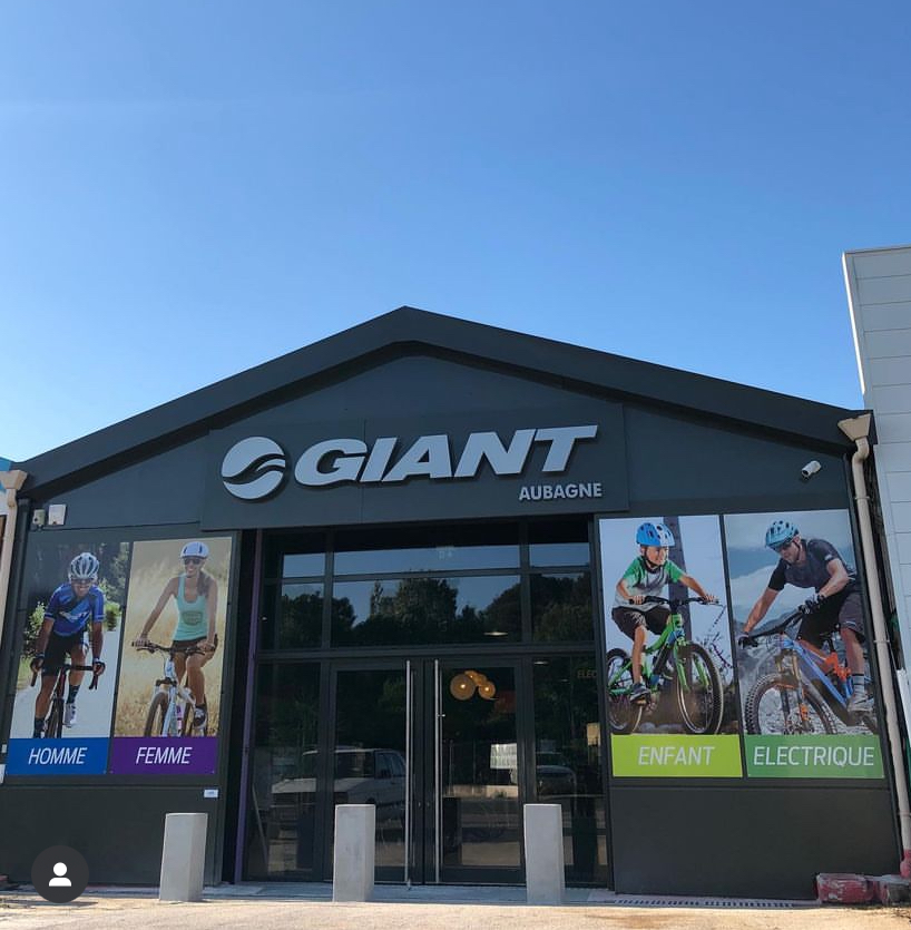 Foto 2 di Giant Aubagne