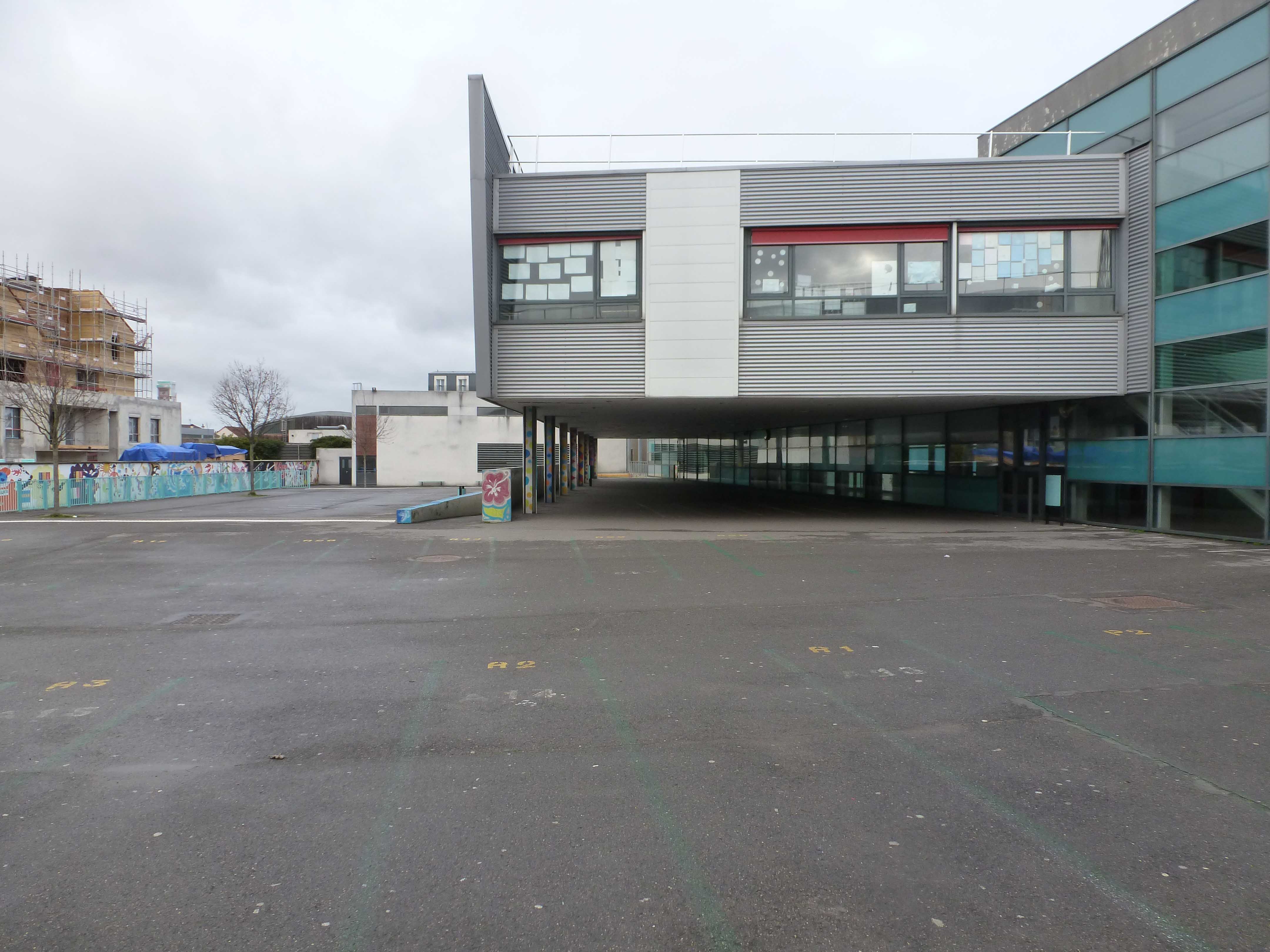 Foto 2 di Collège Paul BERT