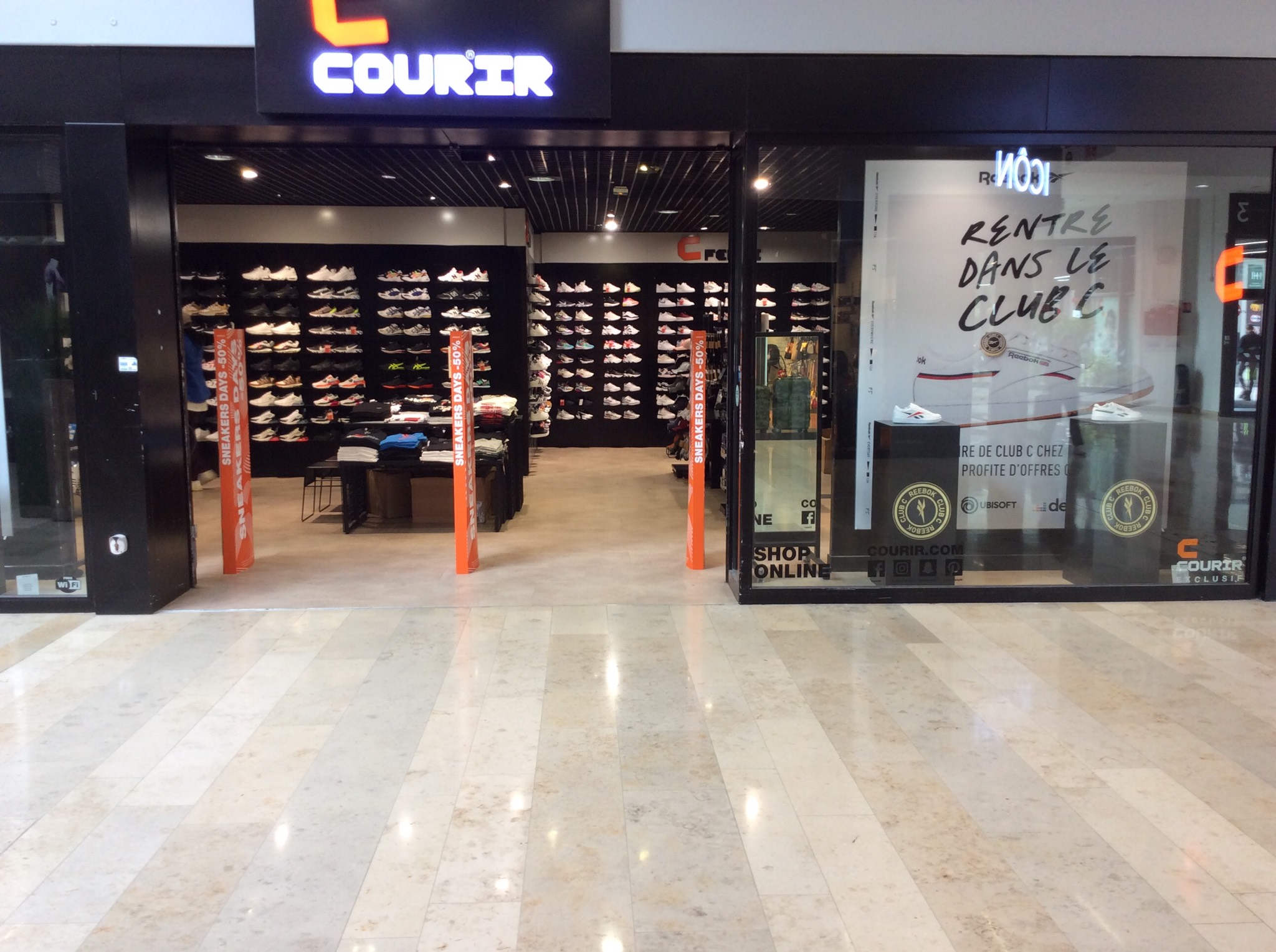 Foto 2 di Courir