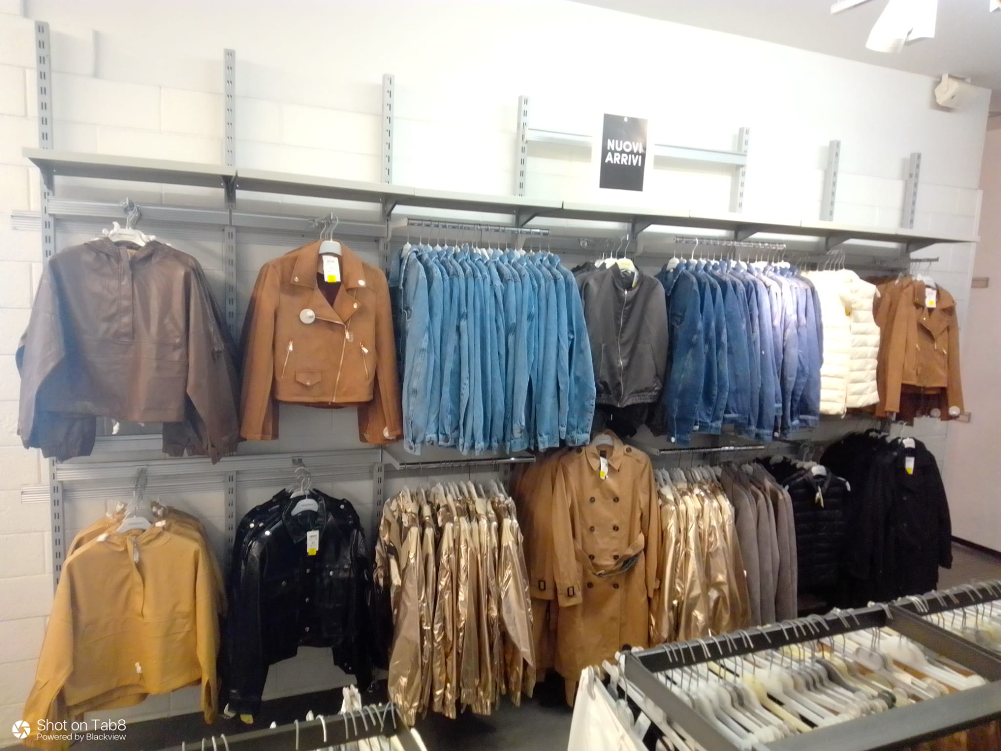 Photo 3 de Calliope Outlet