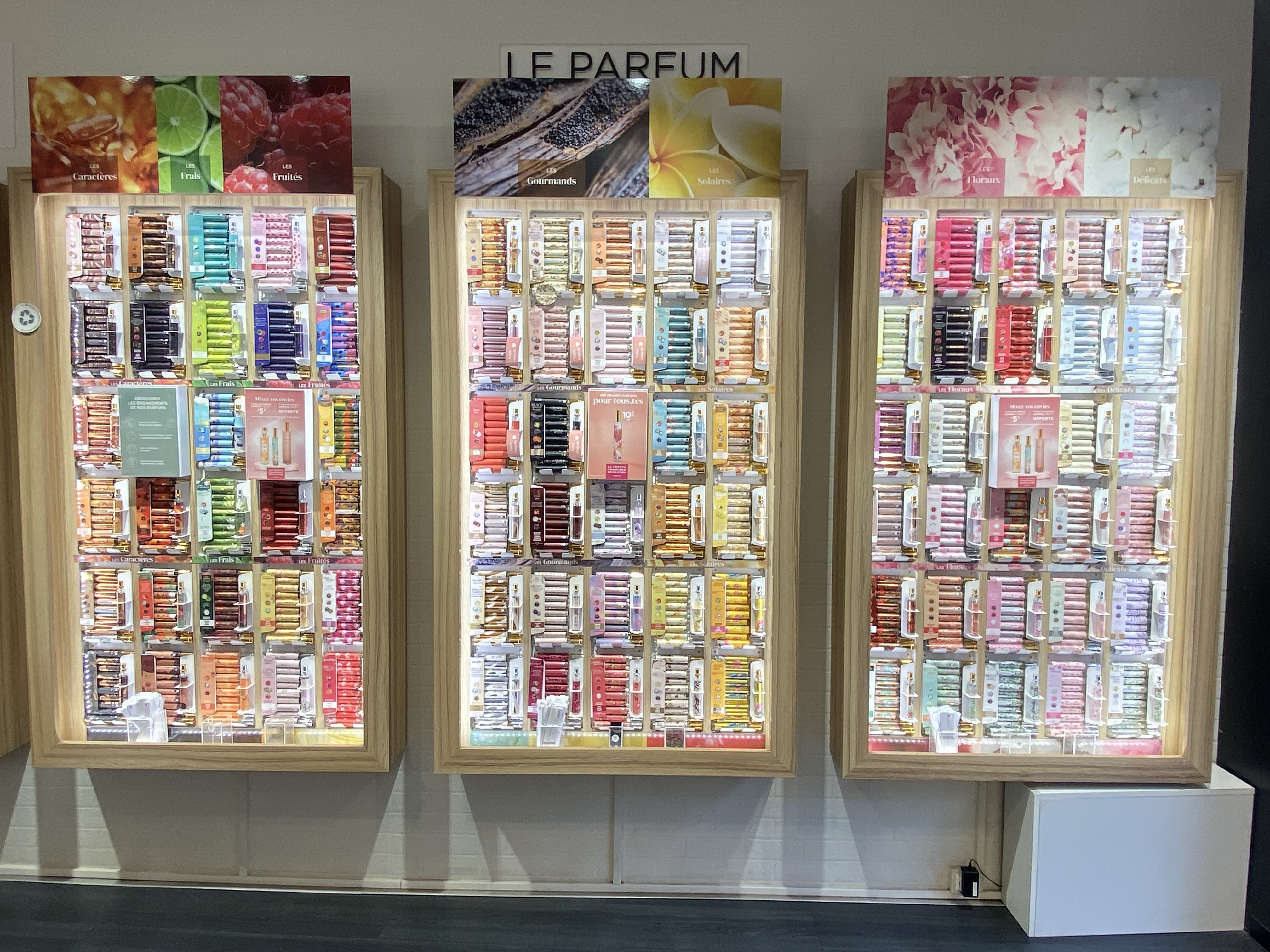 Foto 4 di Adopt Parfums