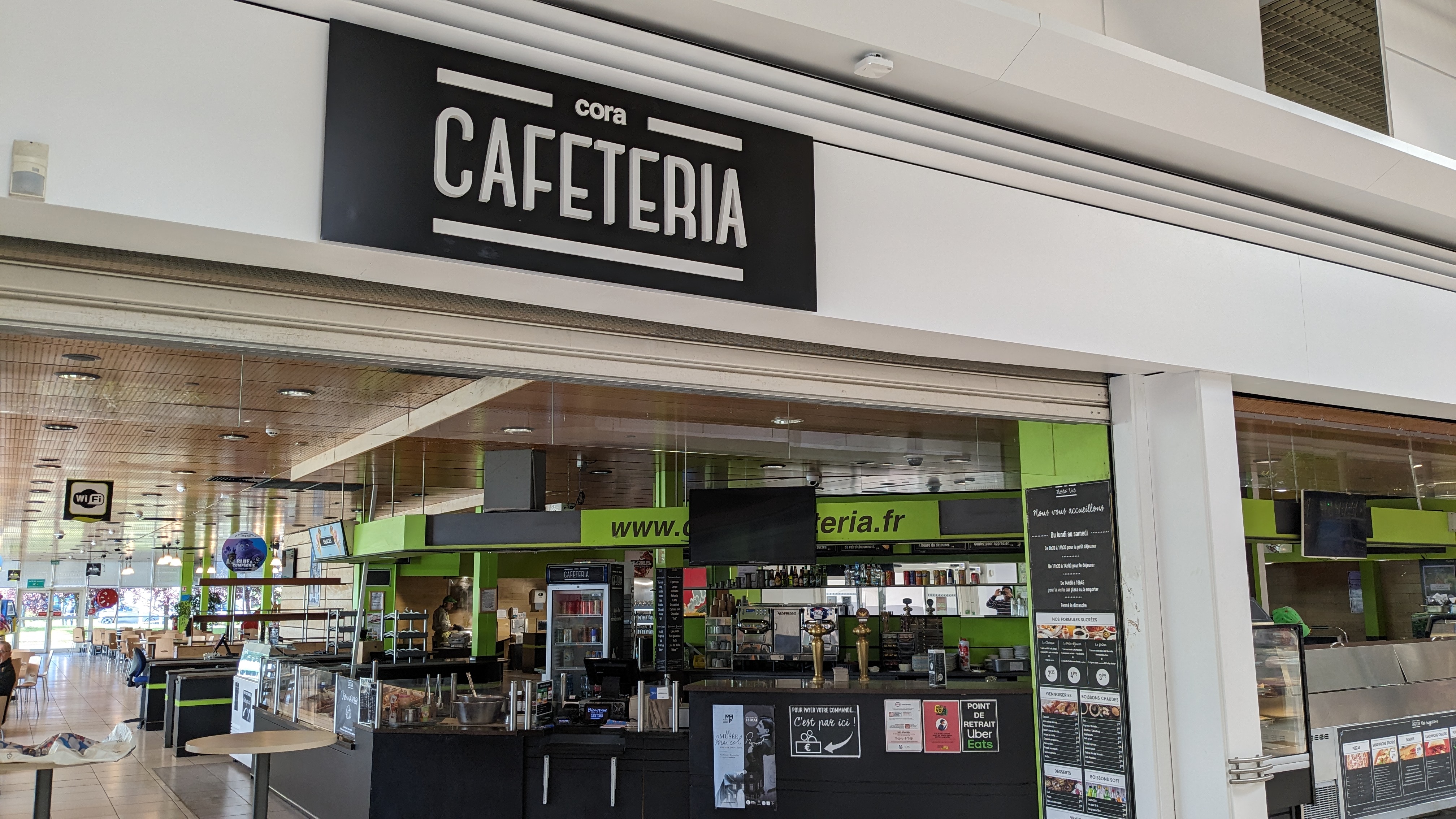 Foto 2 di Carrefour Cafétéria