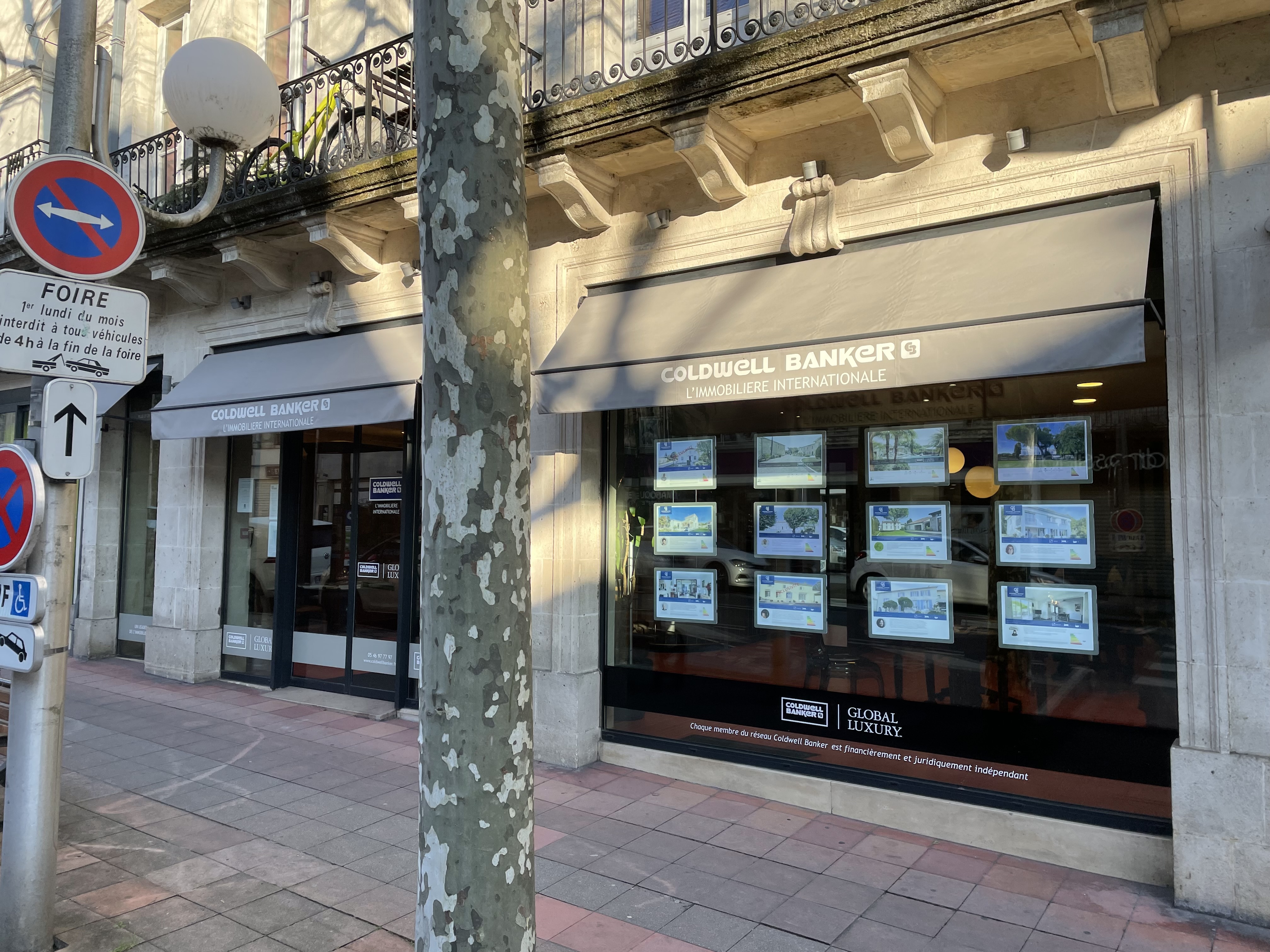 Foto 3 di COLDWELL BANKER