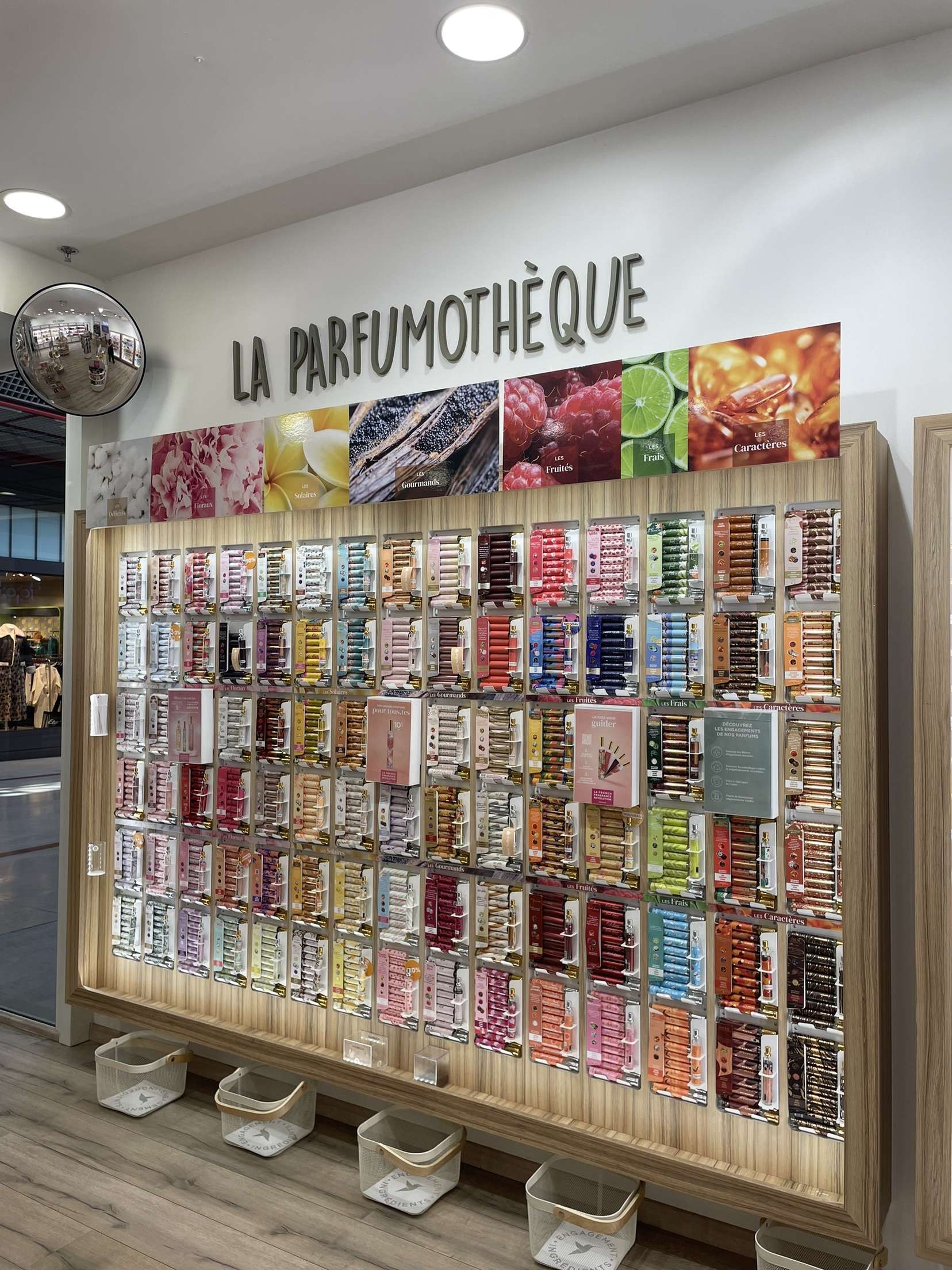 Foto 6 di Adopt  Parfums