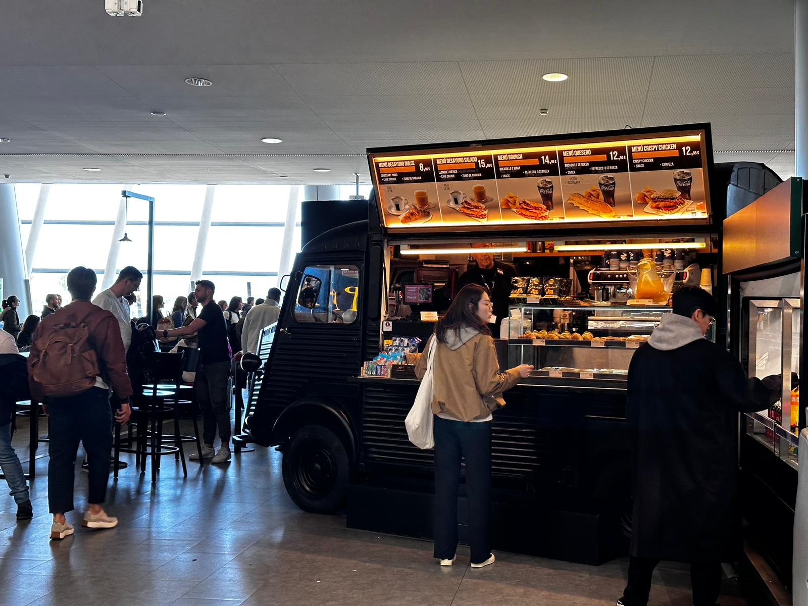 Foto 2 di Dots Bakery