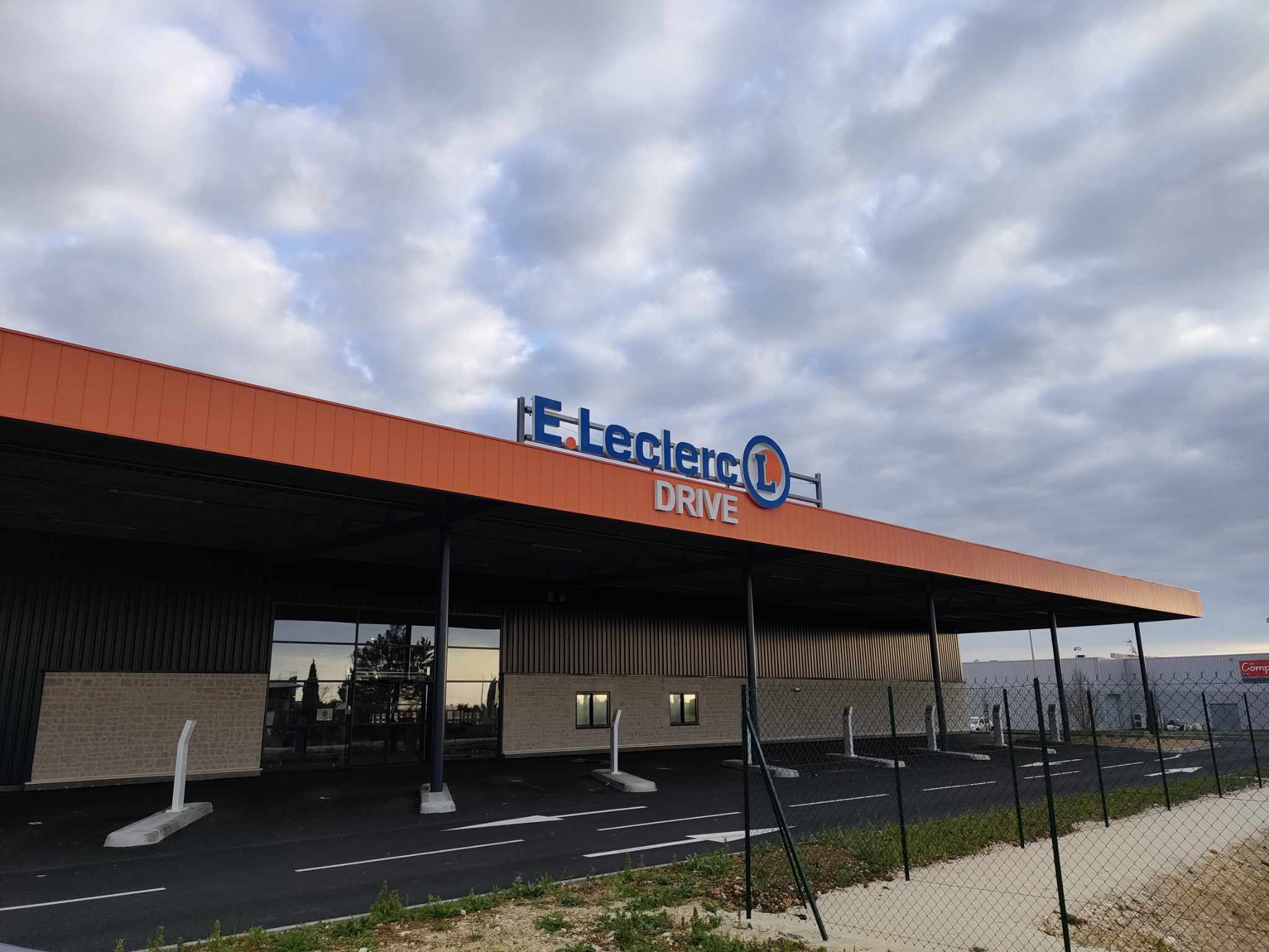 Foto 1 di E.Leclerc DRIVE Pons